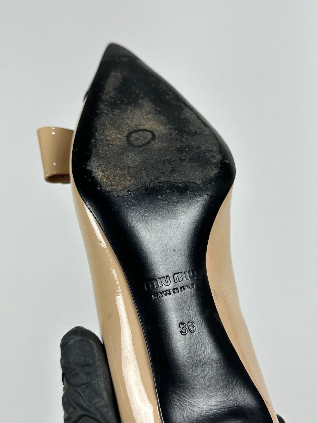 Miu Miu Miu Miu Patent Leather Bow Kitten Heels Size US 6 / IT 36 - 22 Thumbnail