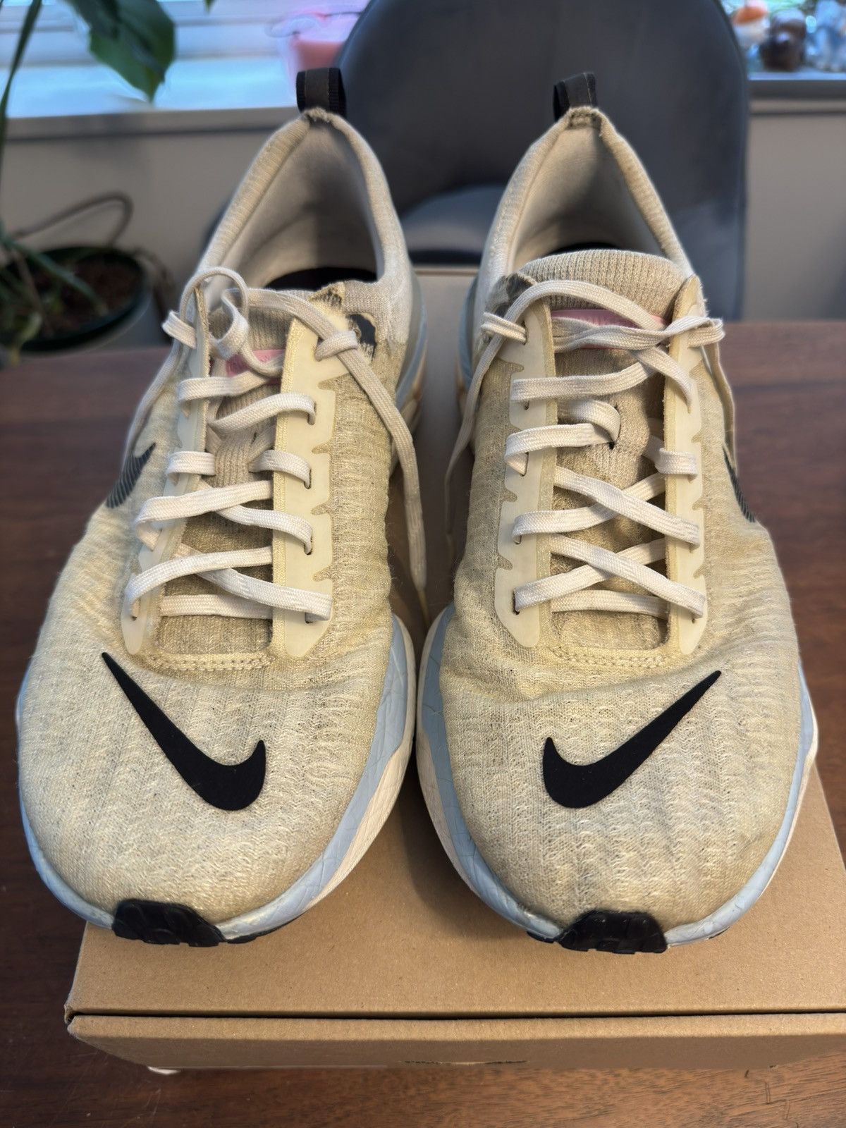 Nike Nike Invincible Run 3 Size US 10 / EU 43 - 1 Thumbnail