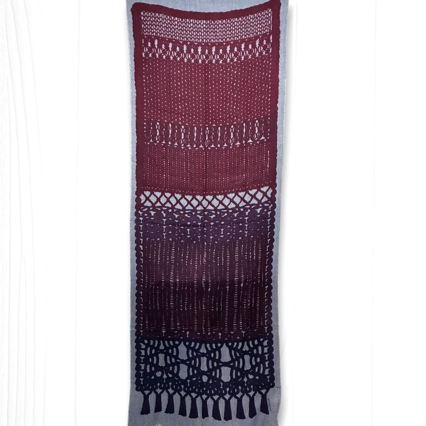 Vintage InouiToosh Scarf Women OS Wool Burgundy Navy Blue Fringed Wrap Size ONE SIZE - 2 Thumbnail