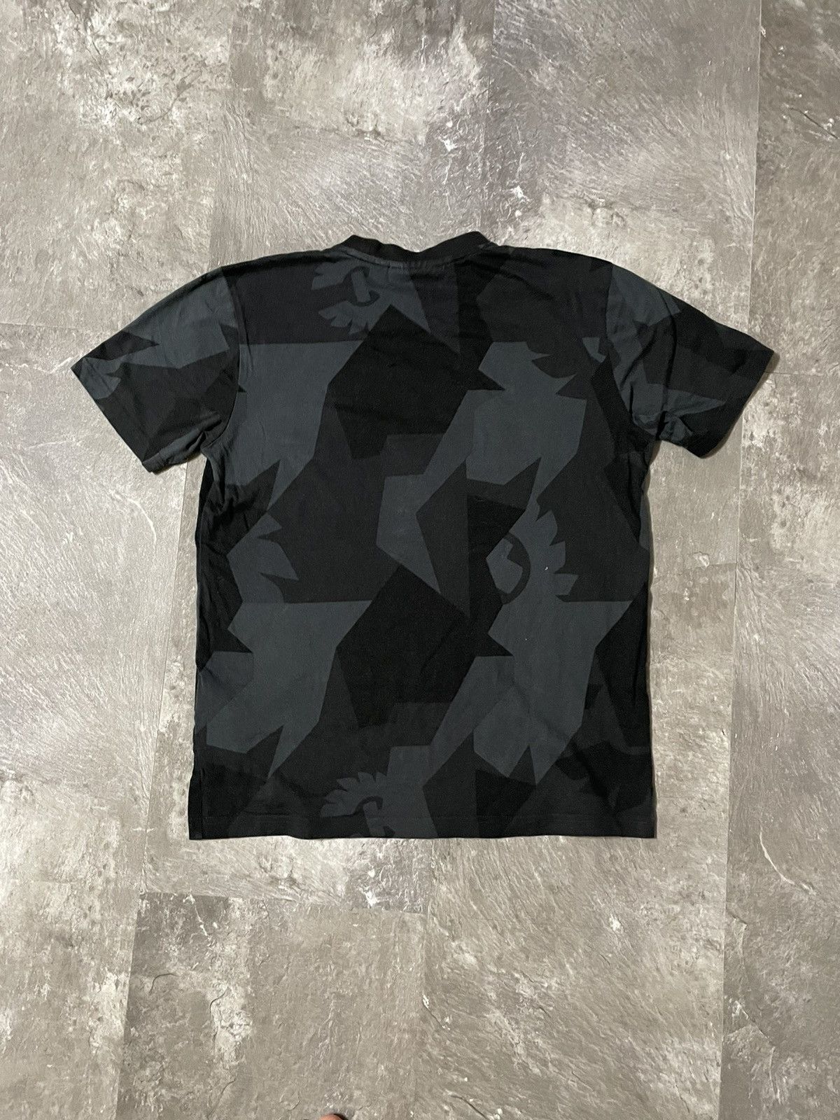 Belstaff Vintage Belstaff T Shirt Size S 90s Streetwear Y2K Monogram Size US M / EU 48-50 / 2 - 3 Thumbnail