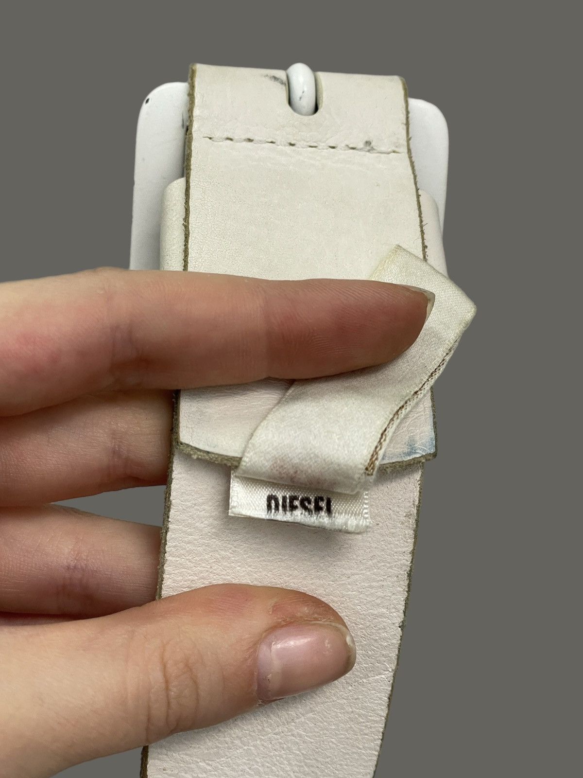 Diesel Diesel white leather belt Y2K big logo industrial style 90s Size ONE SIZE - 7 Thumbnail