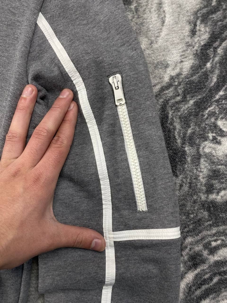 Gucci Gucci Full Zip Hoodie Men Size M Gray Size US M / EU 48-50 / 2 - 4 Thumbnail