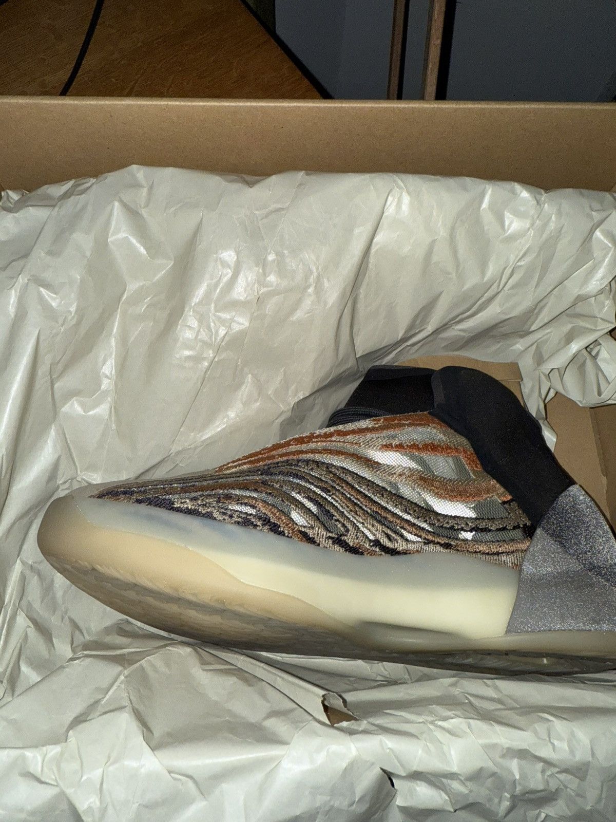 Adidas × Yeezy Size 9.5 — Adidas Yeezy Qntm Flash Orange (DS) Size US 9.5 / EU 42-43 - 3 Thumbnail