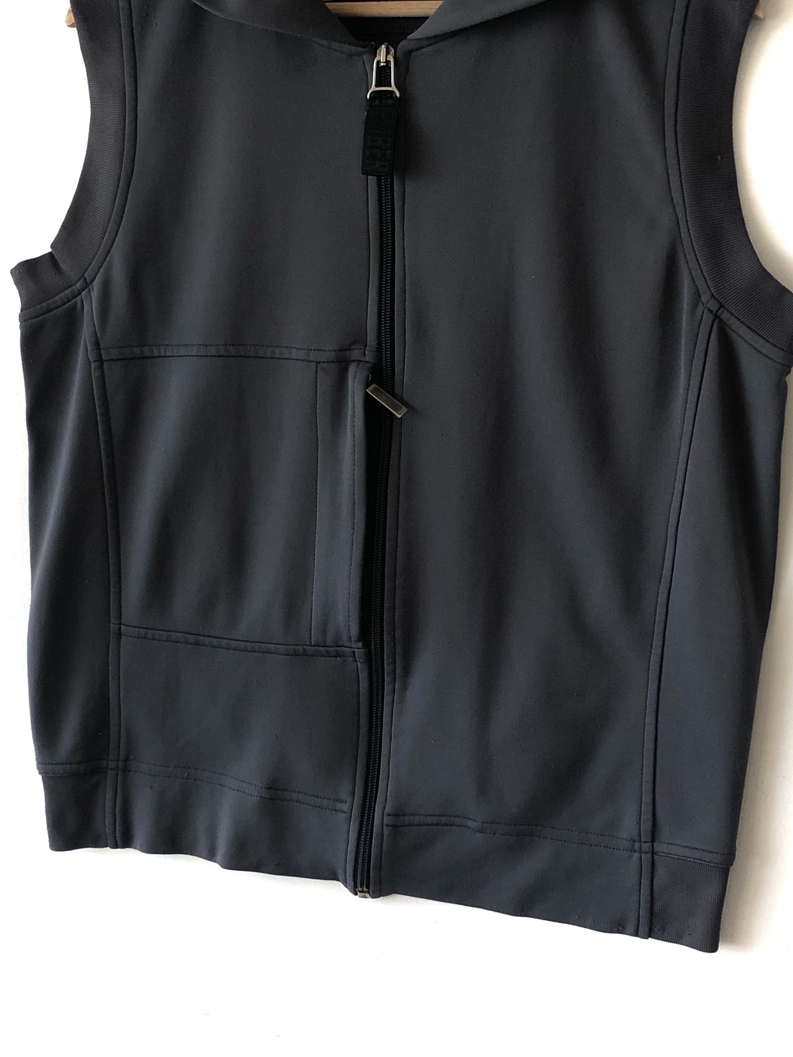 Dirk Bikkembergs RARE🔥DIRK BIKKEMBERGS SLEEVELESS ZIPPER HOODIE Size US M / EU 48-50 / 2 - 3 Thumbnail