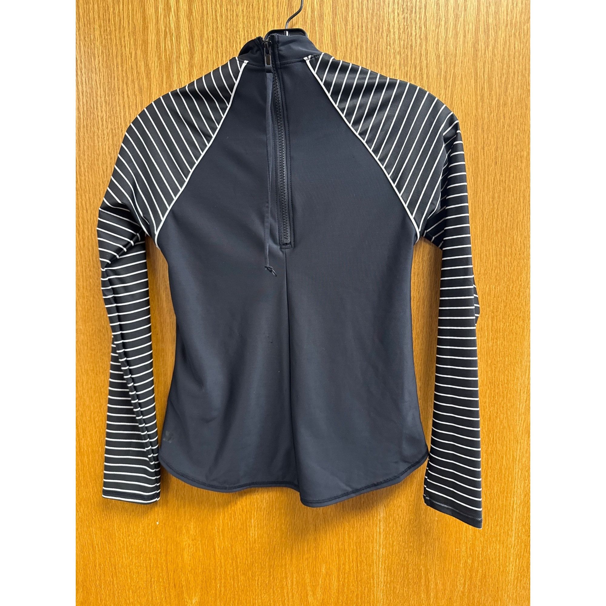 Other Women's Mock Neck Long Sleeve Rashguard Small Size S / US 4 / IT 40 - 4 Thumbnail