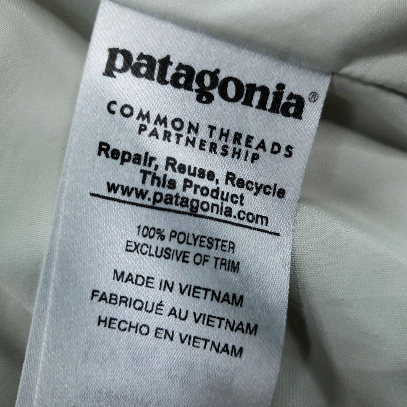 Patagonia Patagonia Vest Womens Large Beige Fleece Sherpa Zip Pockets Outerwear Size L / US 10 / IT 46 - 7 Thumbnail