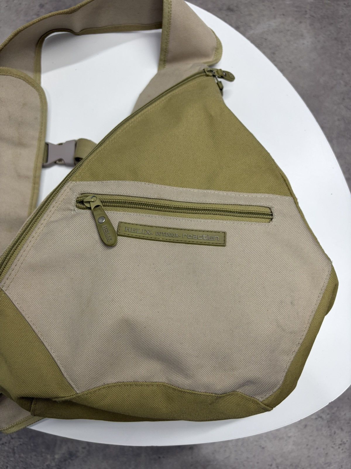 Nike Vintage Tactical Sling Bag Y2K Utility Crossbody Messenger Size ONE SIZE - 4 Thumbnail