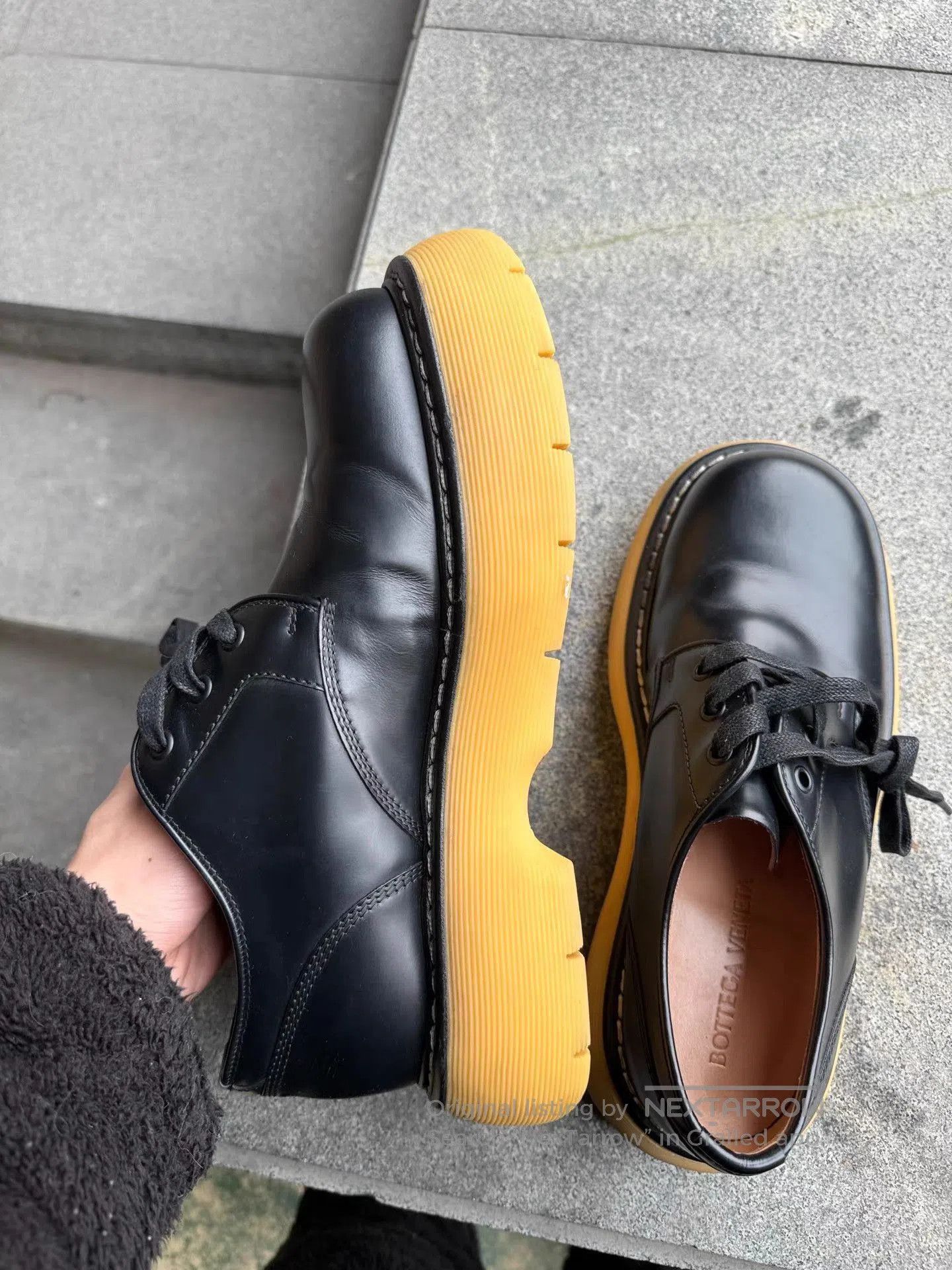 Bottega Veneta Black Leather Lace. Size US 8 / EU 41 - 4 Thumbnail