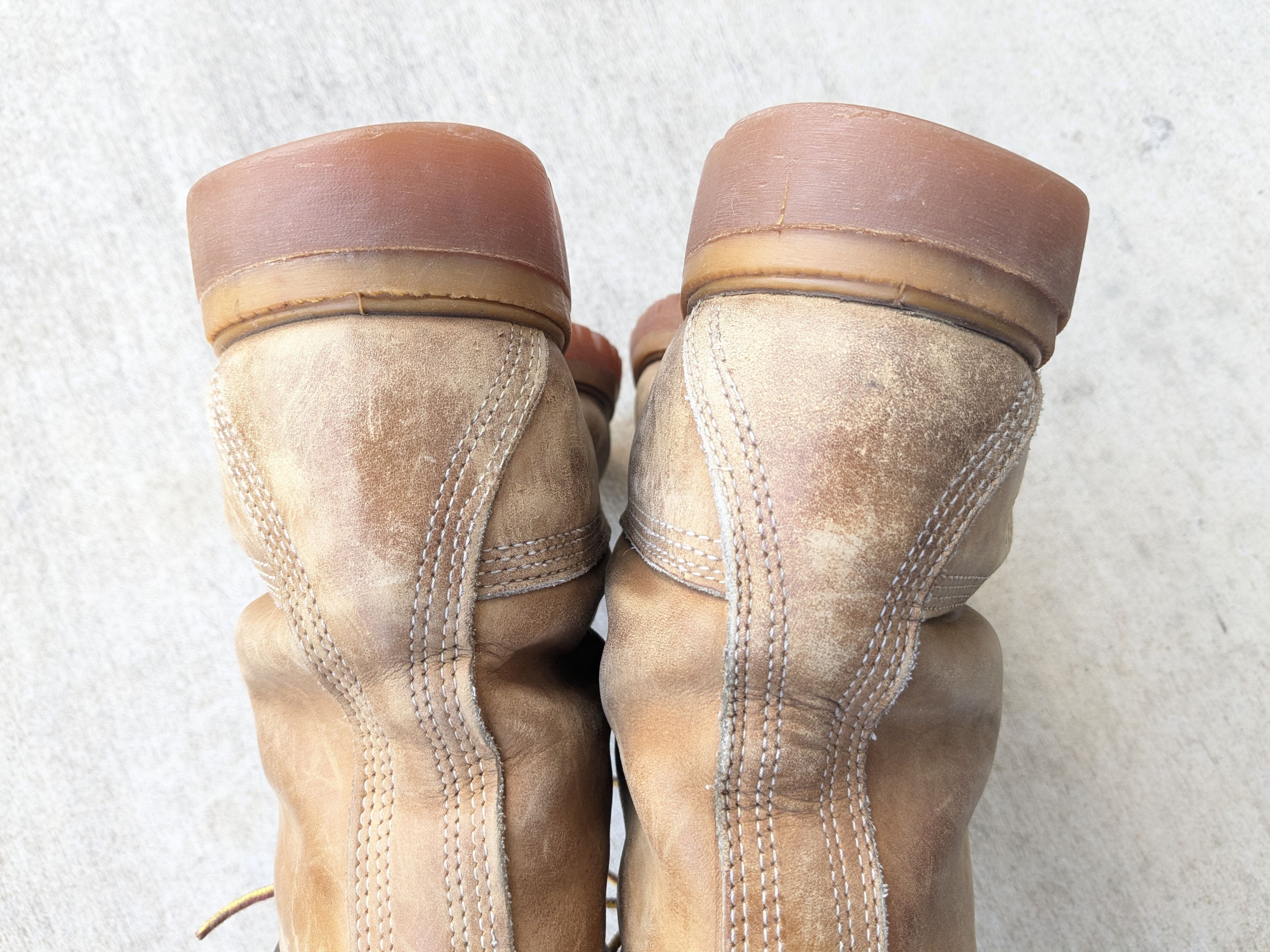 Timberland Timberland Boots 10 Wide Brown Tan Wheat Suede Nubuck Size US 10 / EU 43 - 13 Thumbnail