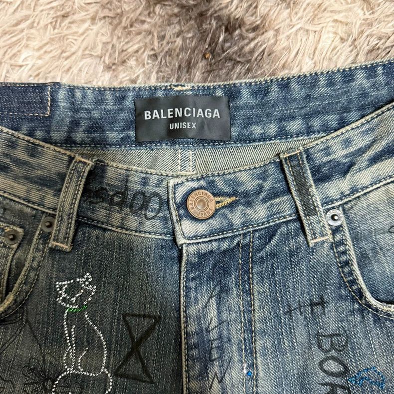 Balenciaga Balenciaga size xs Mud-dyed doodles and rhinestone jeans 2 Size US 28 / EU 44 - 3 Thumbnail