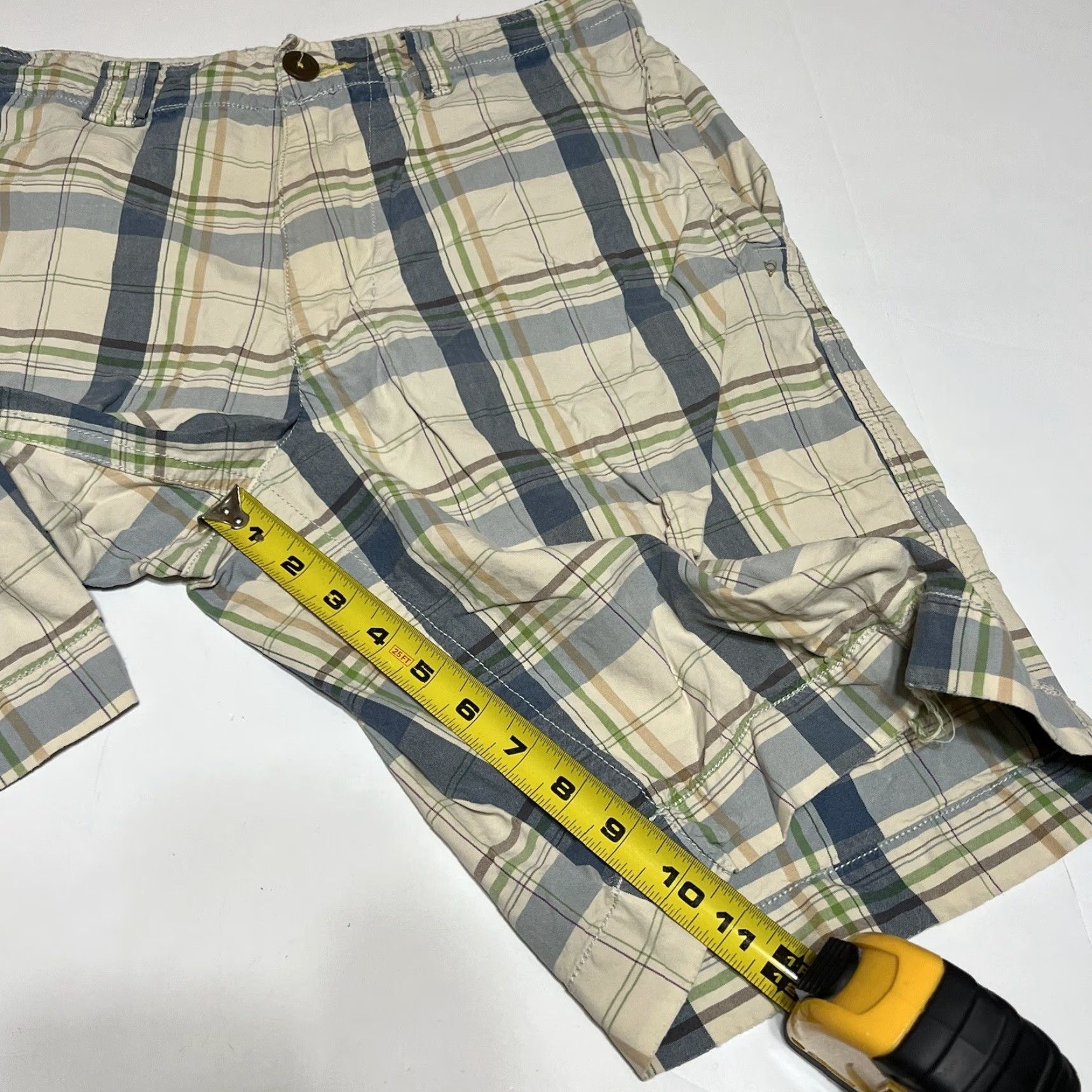 American Eagle Outfitters American Eagle Outfitters Shorts Men Plaid Bermuda Flat Front Distressed Multicolor 34 Inseam 10 Casual Casual Mens Bermuda Shorts Size US 34 / EU 50 - 4 Thumbnail