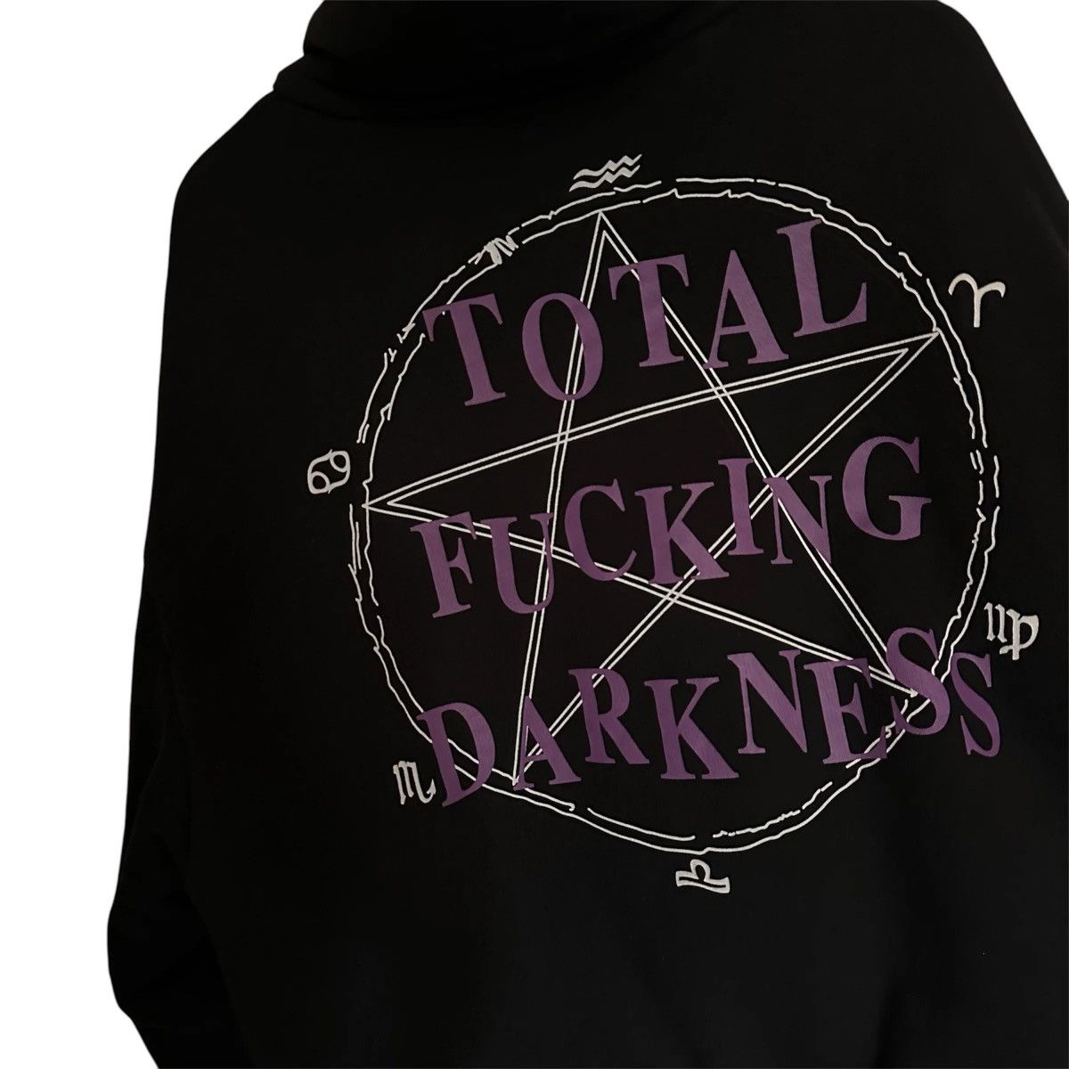 Vetements Vetements TFD Eleven Inch Gun Club Reversible Hoodie AW16 Size US XS / EU 42 / 0 - 6 Thumbnail