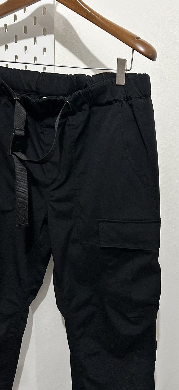October's Very Own OCTOBERS VERY OWN BELTED UTILITY CARGO PANT BLACK CARGO PANT Size US 33 - 2 Thumbnail
