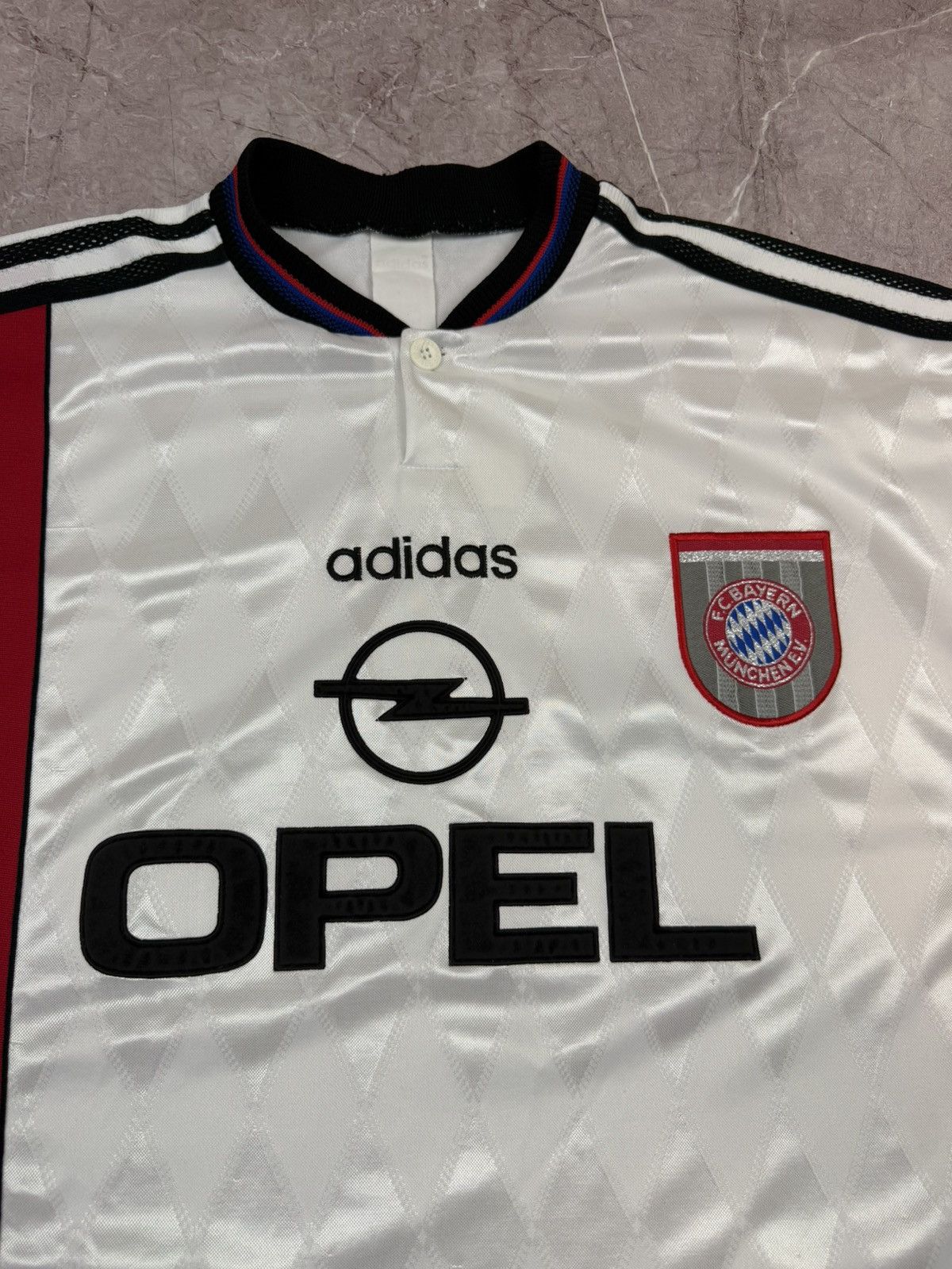 Adidas 90s Adidas FC Bayern Munchen 1996/97/98 Away Soccer Jersey Size US XXL / EU 58 / 5 - 2 Thumbnail