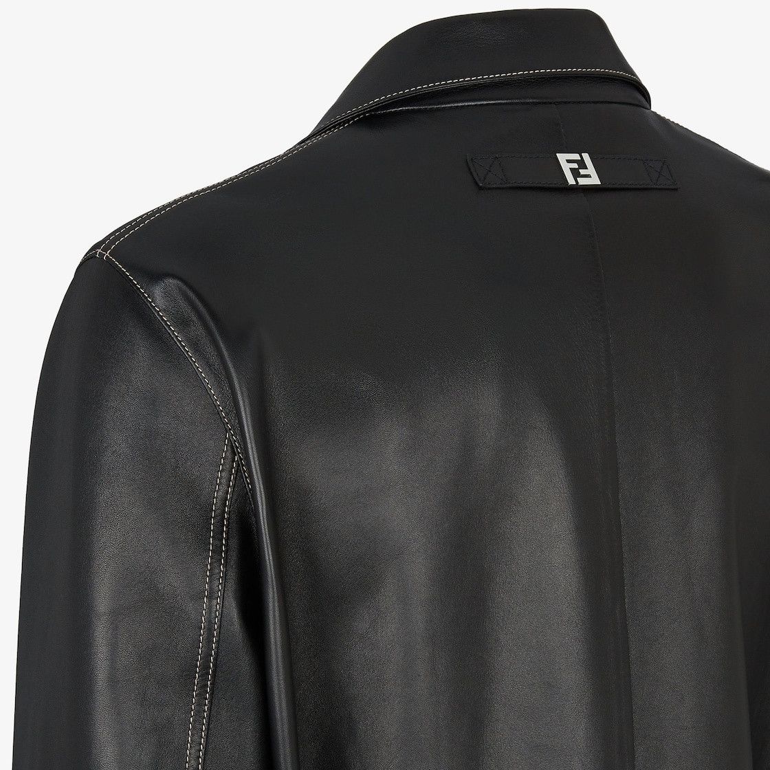 Fendi o1s1wg110925 Coat in Black Size US XL / EU 56 / 4 - 3 Thumbnail