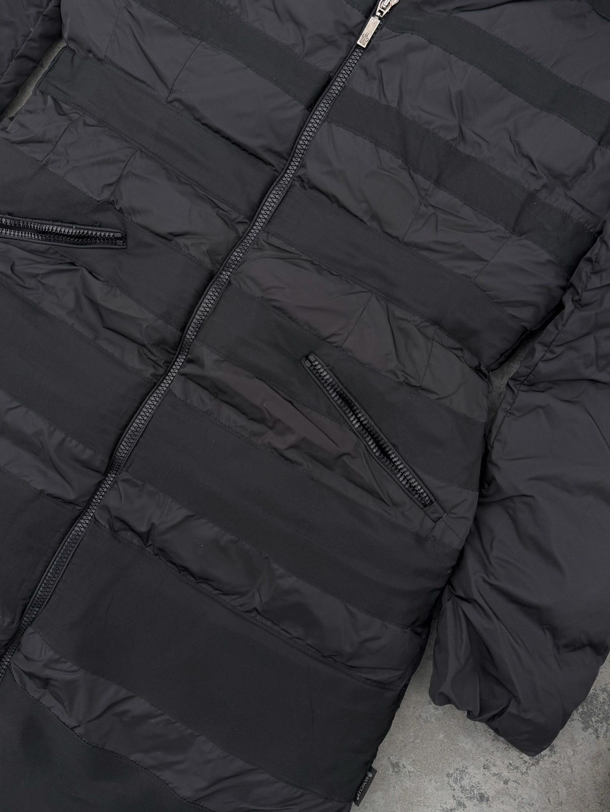 Moncler Vintage Moncler Women Long Puffer Down Black Jacket Size L / US 10 / IT 46 - 3 Thumbnail