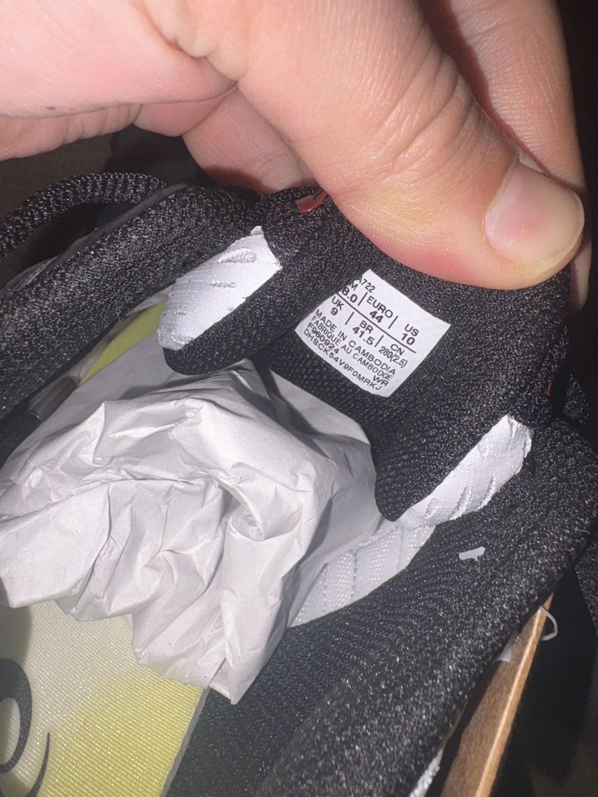 Asics Asics bleach Size US 10 / EU 43 - 4 Thumbnail