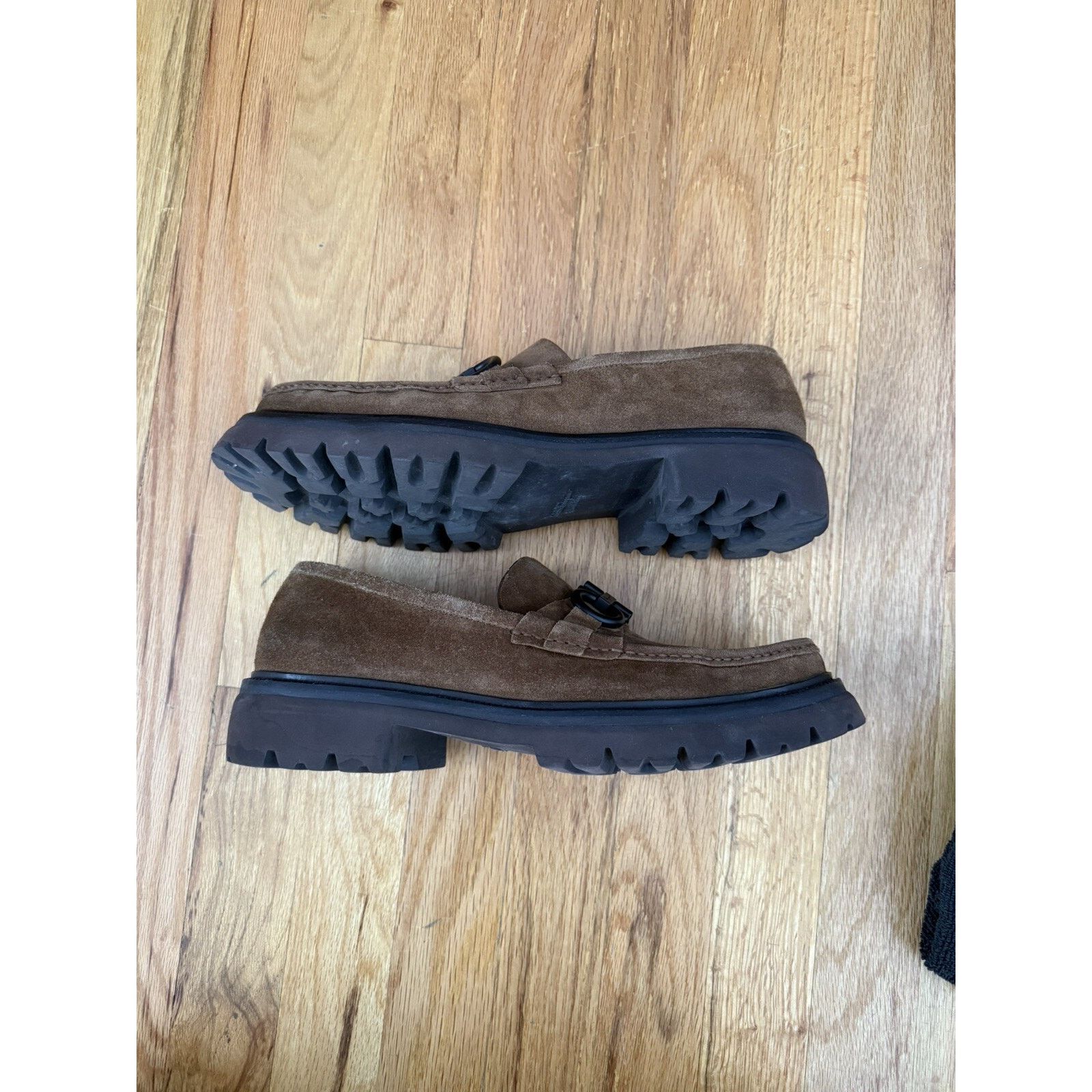 Salvatore Ferragamo Salvatore Ferragamo Gancini Brown Suede Moccasins Lug Sole Size US 9.5 / EU 42-43 - 3 Thumbnail