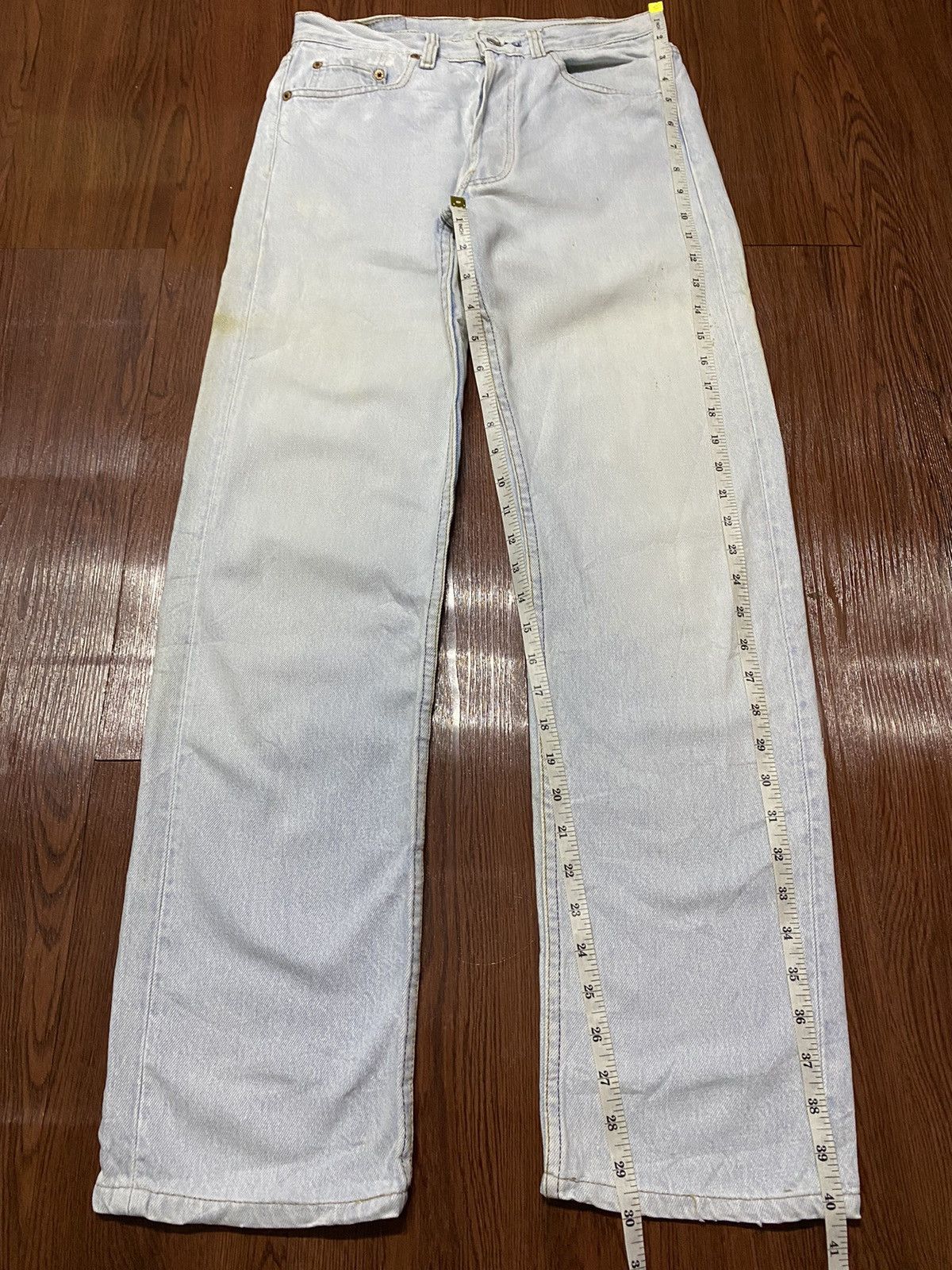 Levi's Vintage Clothing Vintage Levis501 90s Blue Faded Wash Loose Jeans Size US 28 / EU 44 - 7 Thumbnail