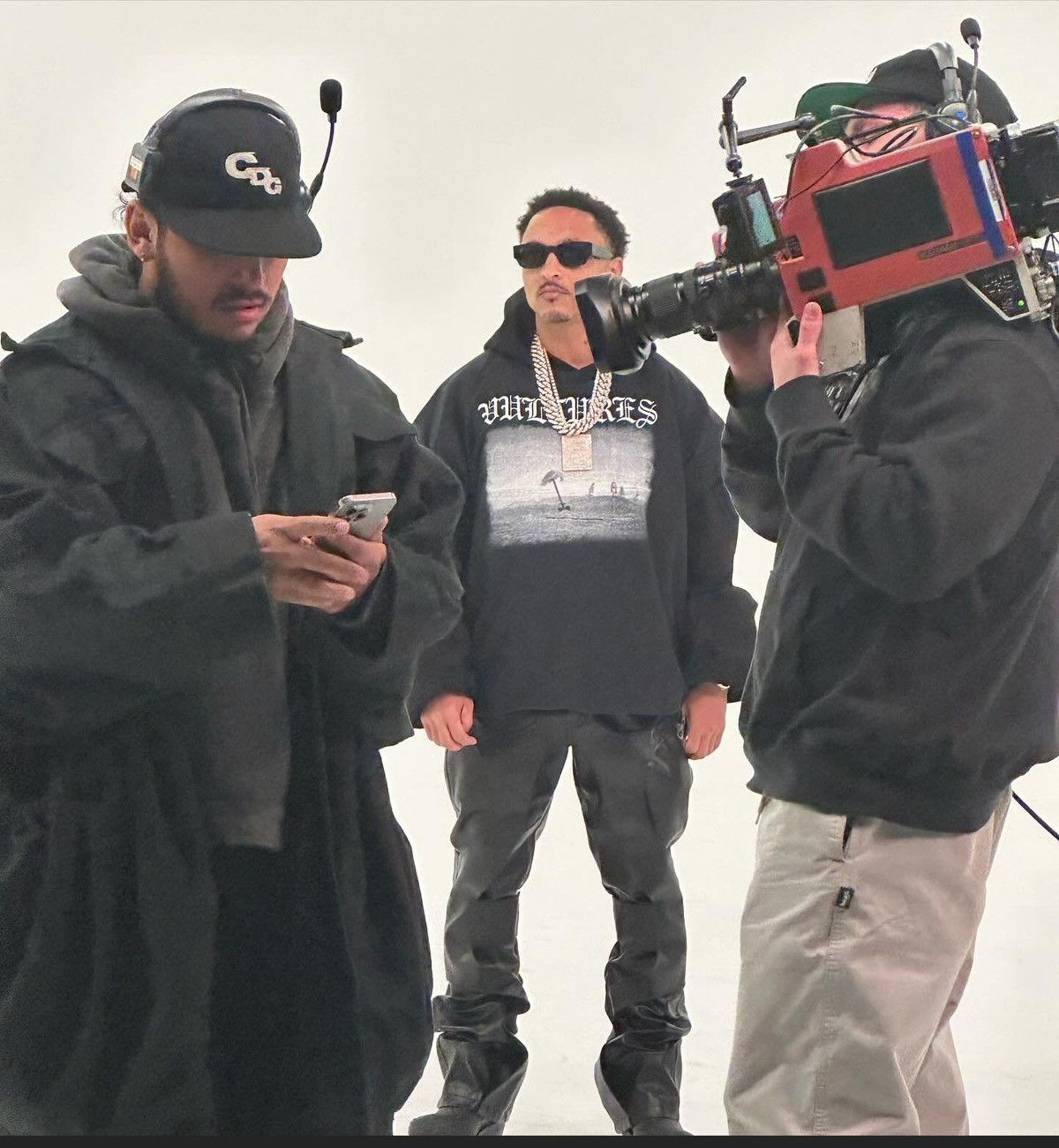 Kanye West Kanye West Yeezy Vultures Album Long Sleeve Tee Black Size 2 Size US L / EU 52-54 / 3 - 4 Thumbnail