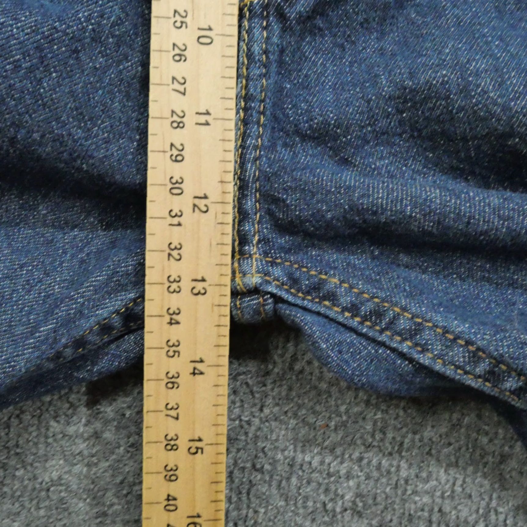 Levi's Levi's 505 Jean Shorts Bermuda Mens 40 Blue Denim Casual 90s Jeans Shorts Regular Fit 5-Pocket Mens Size US 40 / EU 56 - 6 Thumbnail