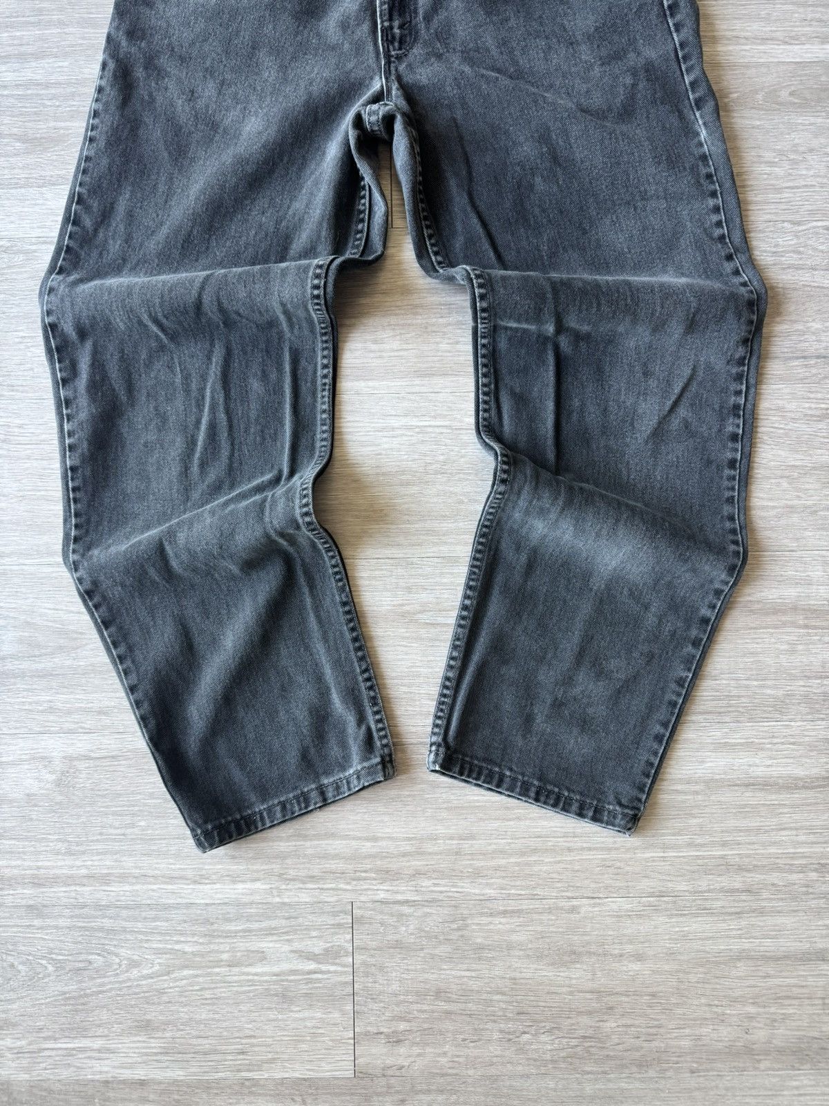 Levi's Vintage Clothing Vintage Levi’s 550 Relaxed Fit 34x32 Y2K Faded Black Red Tab Size US 34 / EU 50 - 2 Thumbnail