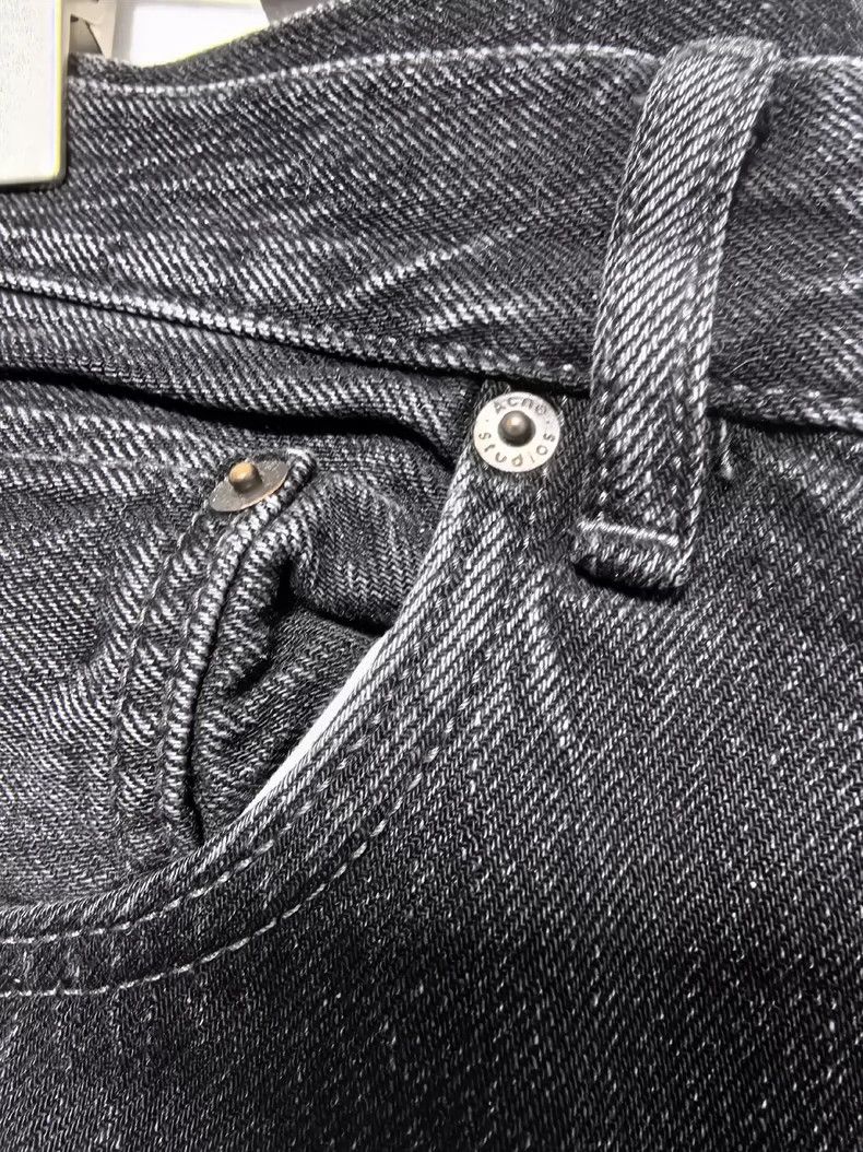 Acne Studios Acne studios Black wash jeans 2502-Nextarrow Size US 32 / EU 48 - 2 Thumbnail
