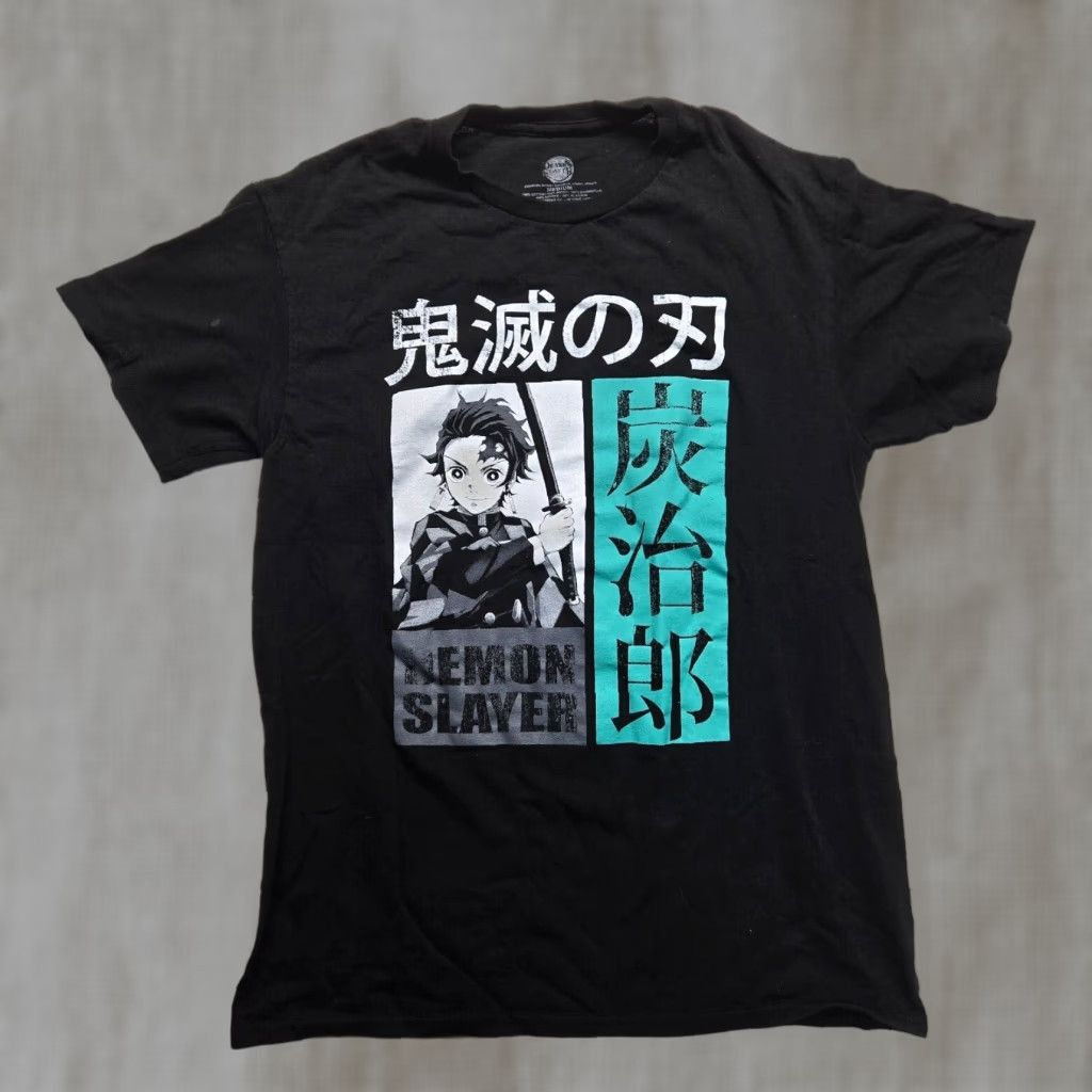 Vintage Demon Slayer Tanjiro Kamado Graphic Tee Men’s Adult Medium Faded Black Anime T-Shirt Size US M / EU 48-50 / 2 - 1 Thumbnail