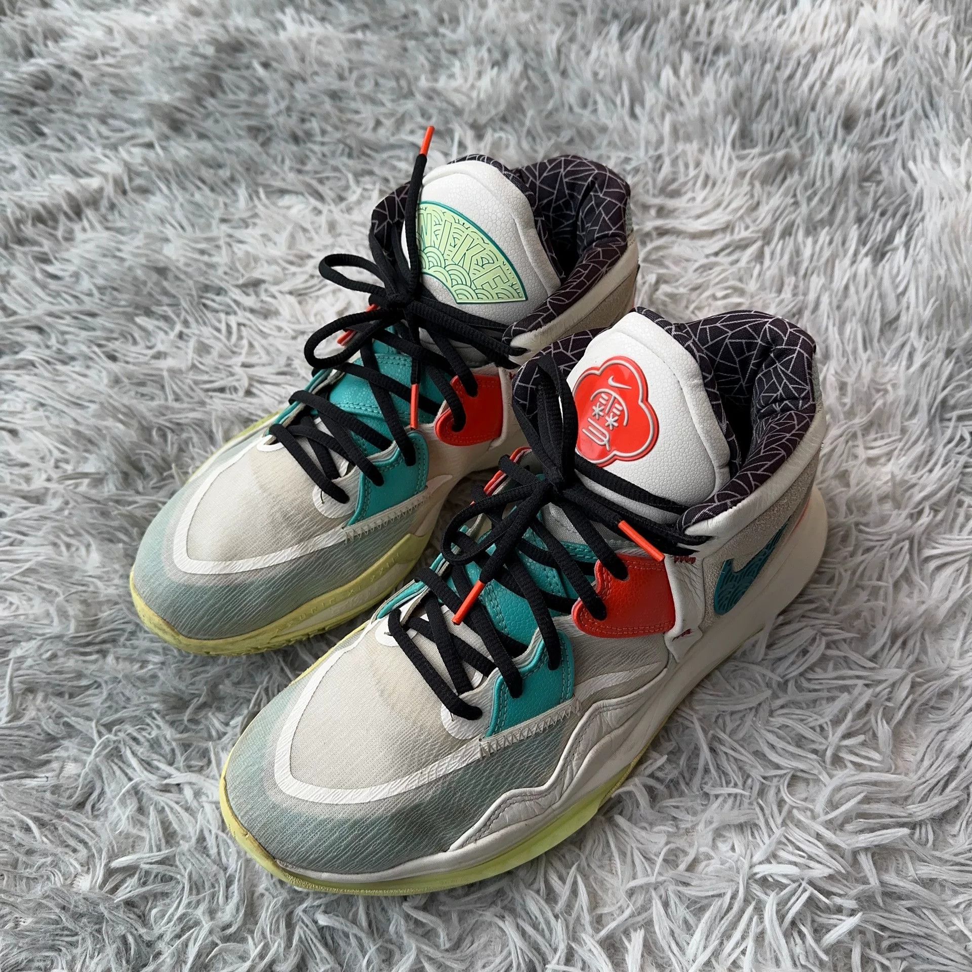 Nike Nike Green Lowtop Sneakers 45 Men Size US 11.5 / EU 44-45 - 1 Thumbnail