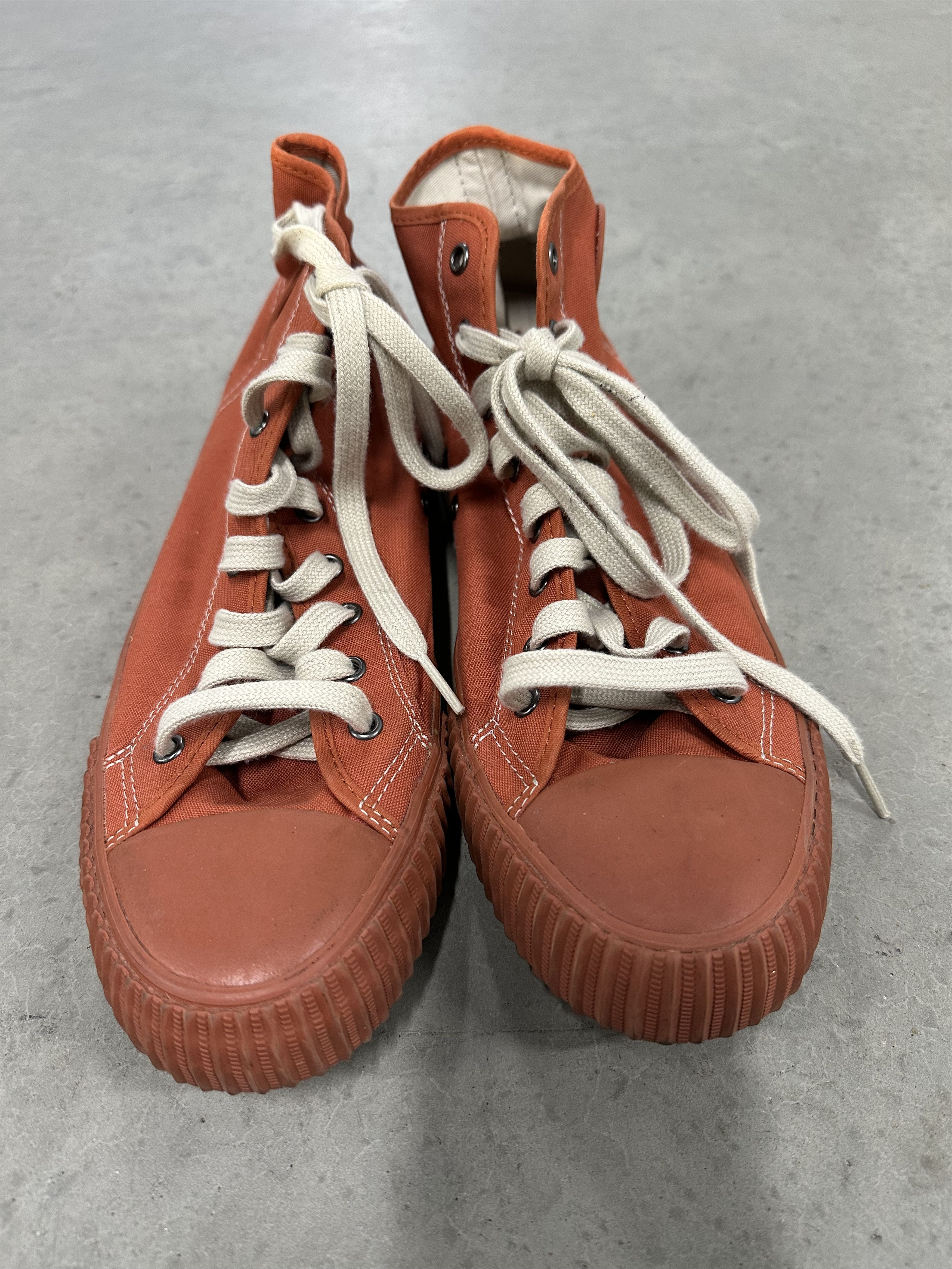 P.F. Flyers PF Flyers 2003 Re-Issue – Basketball Orange High Tops - 12 Size US 12 / EU 45 - 1 Thumbnail
