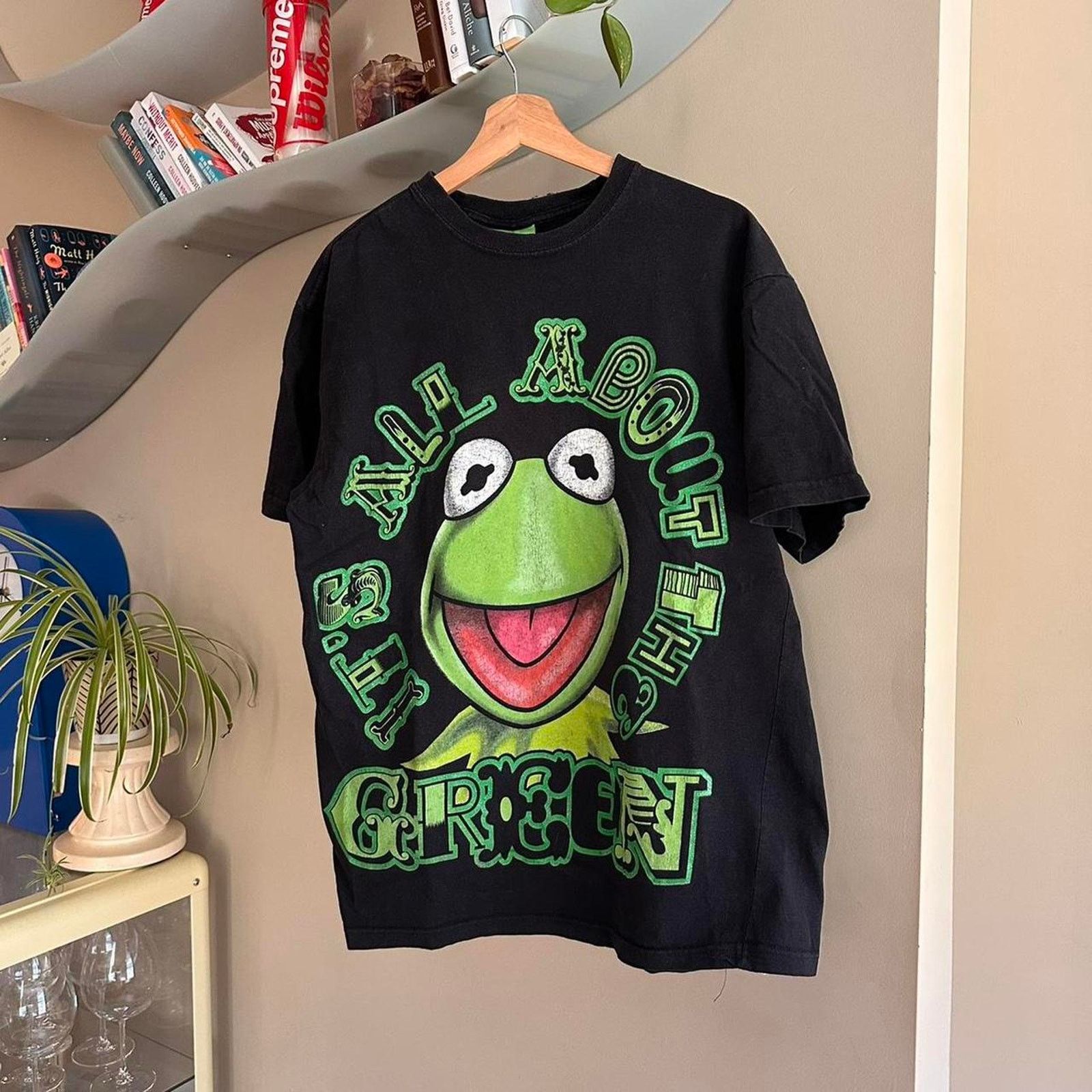 Vintage Vintage Kermit the Frog Cartoon Shirt Size US L / EU 52-54 / 3 - 1 Thumbnail