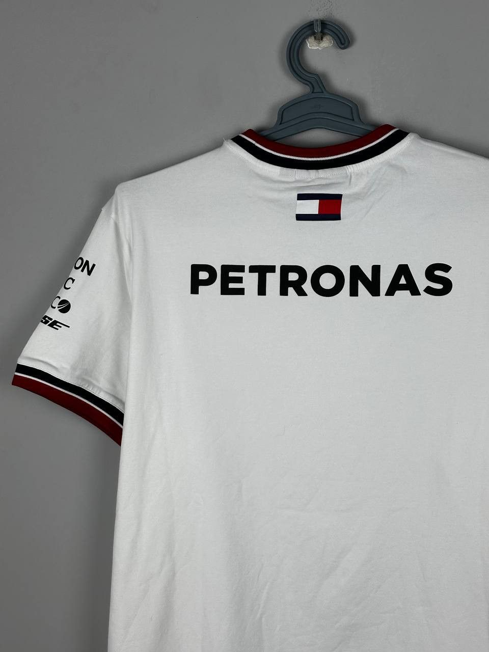 Formula 1 Vintage AMG Mercedes Benz Petronas T-Shirt Y2K Size US XXL / EU 58 / 5 - 11 Thumbnail