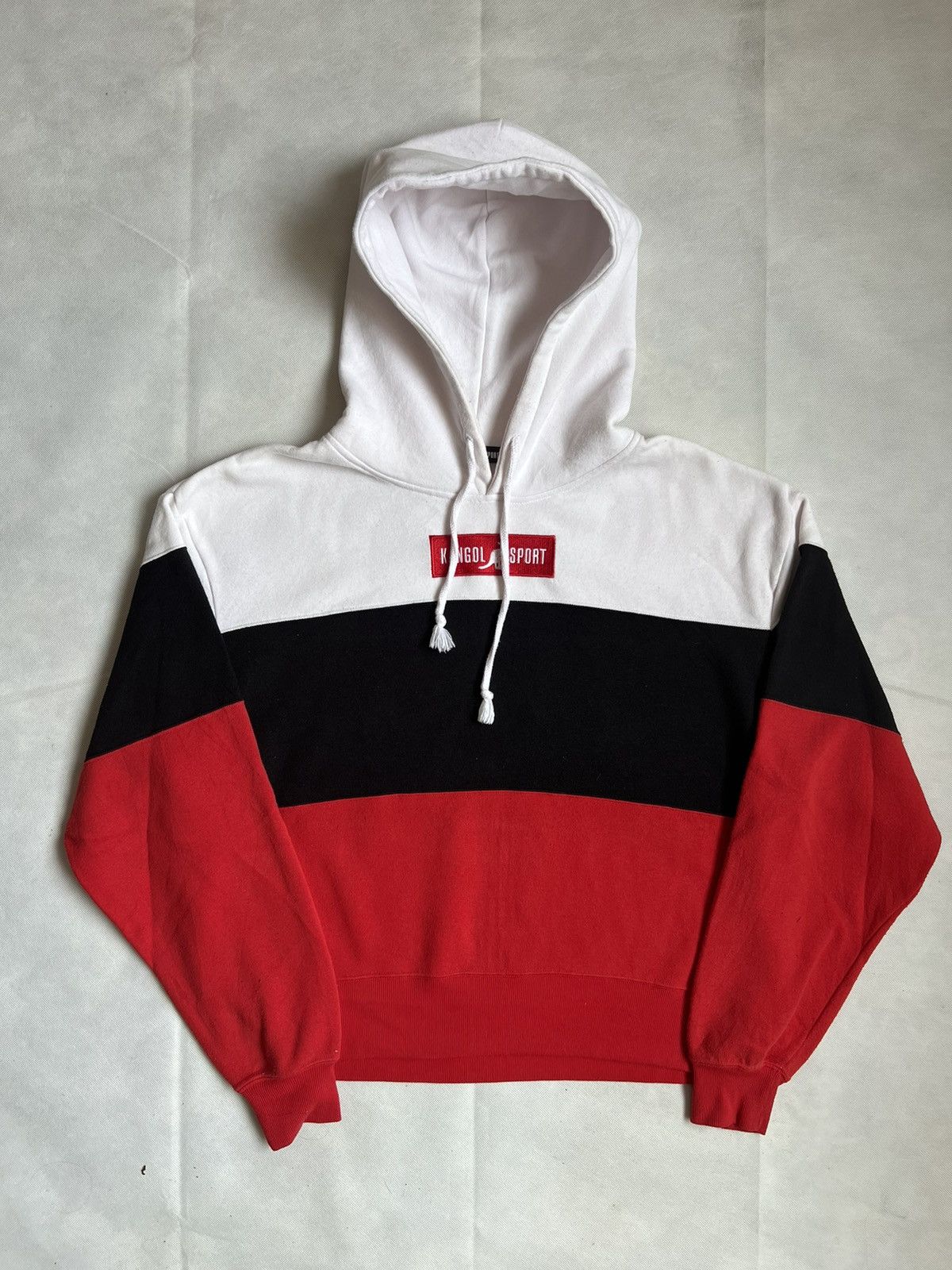 Kangol Vintage Kangol Sports Centre Logo Pullover Size M / US 6-8 / IT 42-44 - 1 Thumbnail