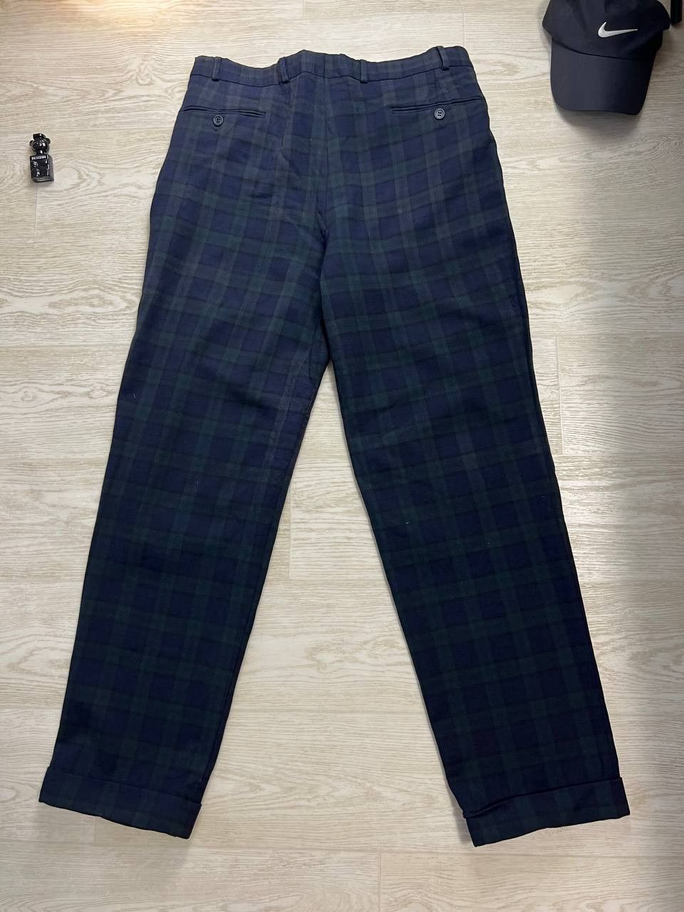 Burberry Burrberrys V2 Classic 90s Vintage Pleated Wool Dress Pants Size US 36 / EU 52 - 2 Thumbnail