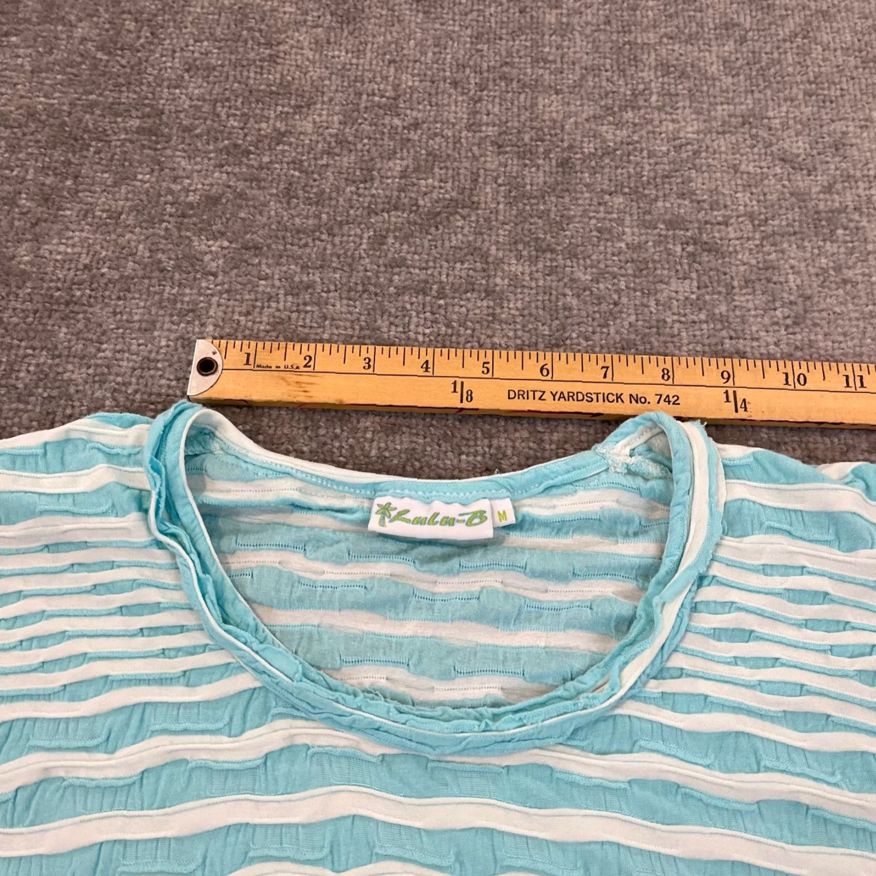 Vintage LULU B Shirt Womens Medium Blue White Striped Top Textured Short Sleeve Outdoor Shirt Size M / US 6-8 / IT 42-44 - 7 Thumbnail