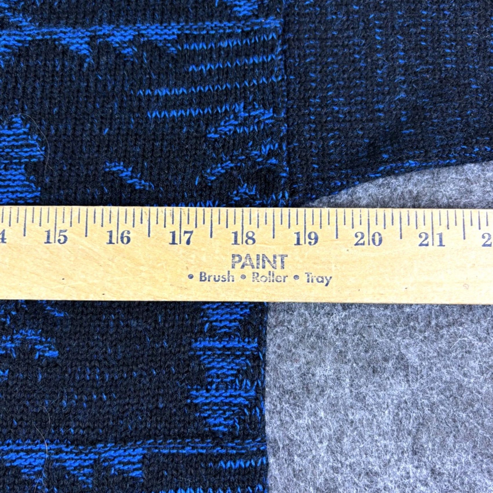 Vintage VINTAGE Unbranded Black Geometric Print Mock Neck Sweater Knit Wool 90s UCS Mens S Mug? Size US S / EU 44-46 / 1 - 3 Thumbnail