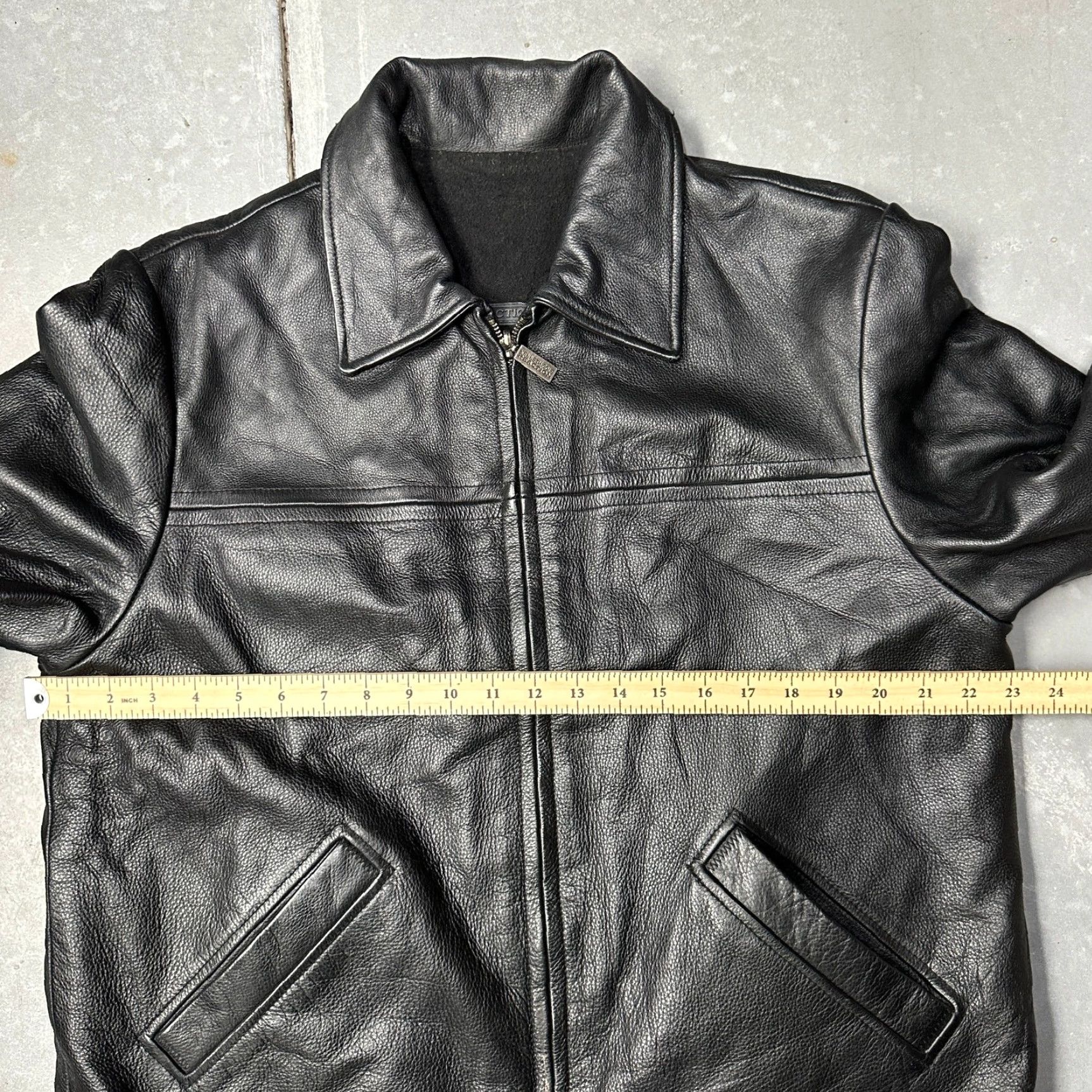 Kenneth Cole Kenneth Cole REACTION Reversible Leather Jacket Mens Large Black Gray Full Zip Jacket Mens L Black Gray Leather Reversible Coat Biker Men Size US L / EU 52-54 / 3 - 6 Thumbnail