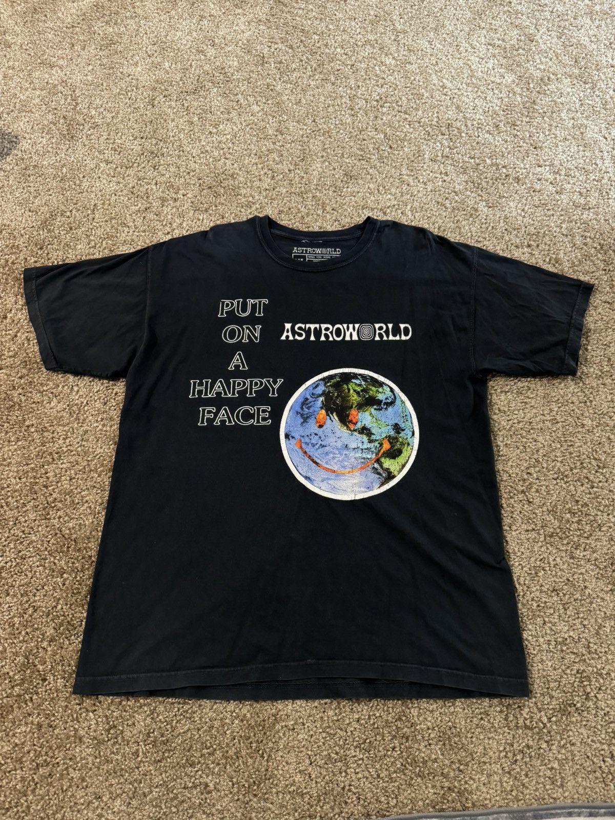 Rap Tees ASTROWORLD HAPPY FACE TEE Size US XL / EU 56 / 4 - 1 Thumbnail