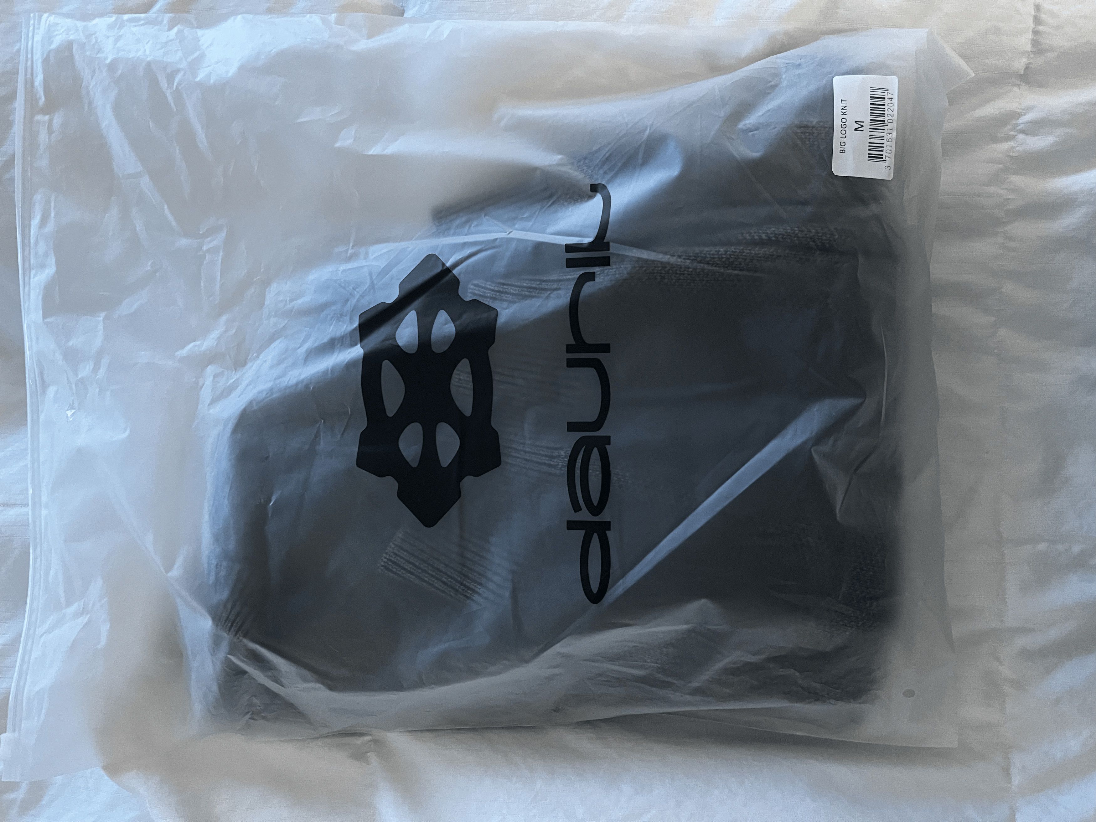 Designer URBAN TREMOR KNIT [DAVRIL SUPPLY] Size US M / EU 48-50 / 2 - 4 Thumbnail