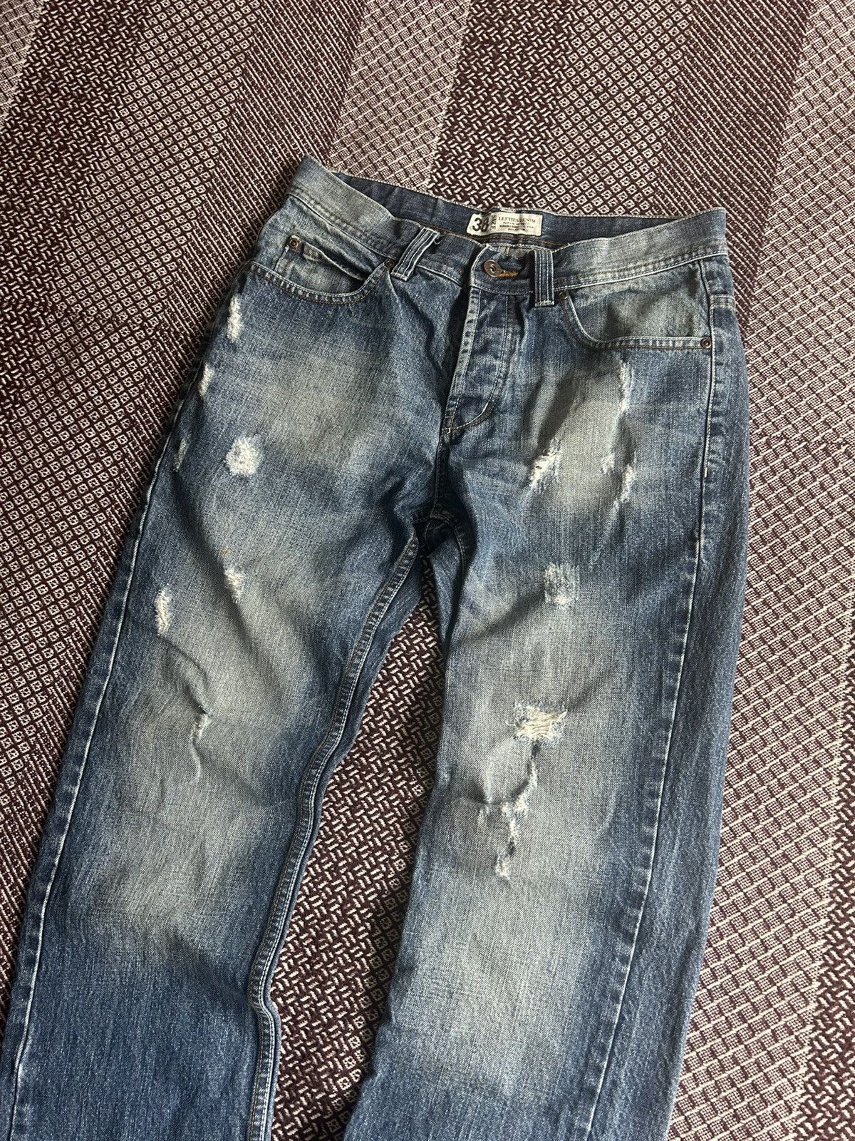Japanese Brand Japanese Style Distressed Jeans Size 38 Women Faded Y2K Type Size 26" / US 2 / IT 38 - 8 Thumbnail