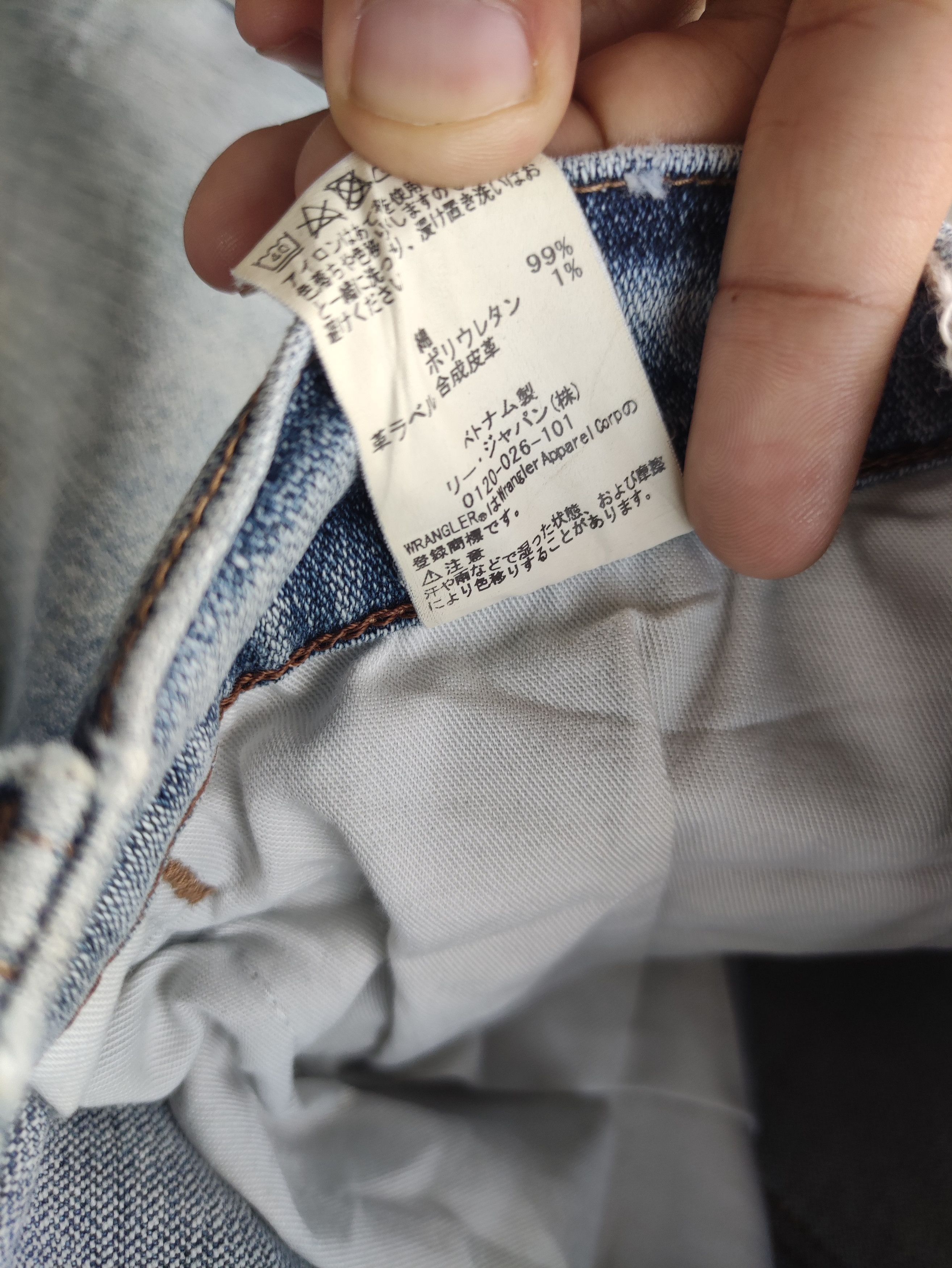 Wrangler Vintage Wrangler Jean Distressed Faded Denim waist 31 Size US 31 - 8 Thumbnail