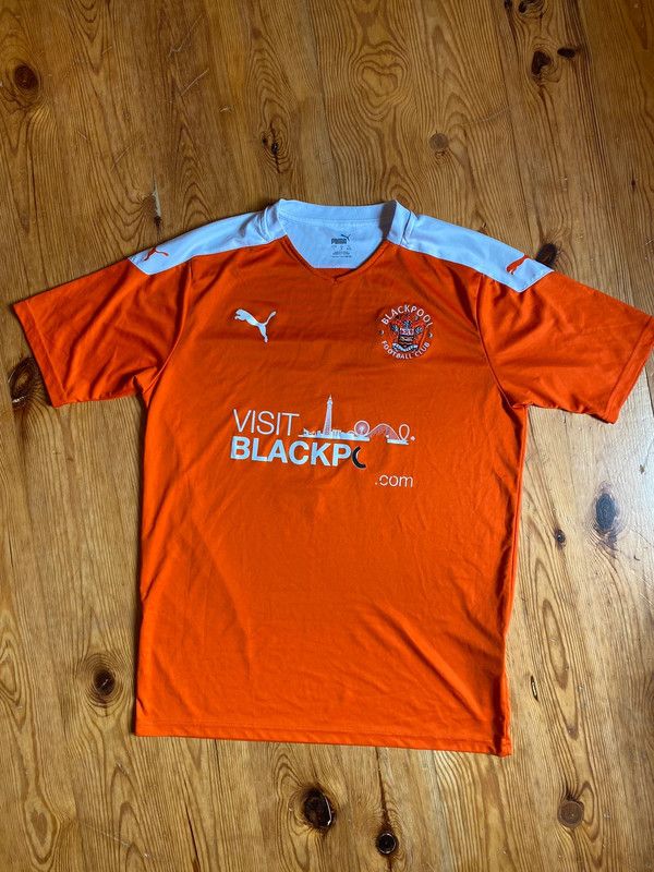 Puma Blackpool FC shirt Size US L / EU 52-54 / 3 - 3 Thumbnail