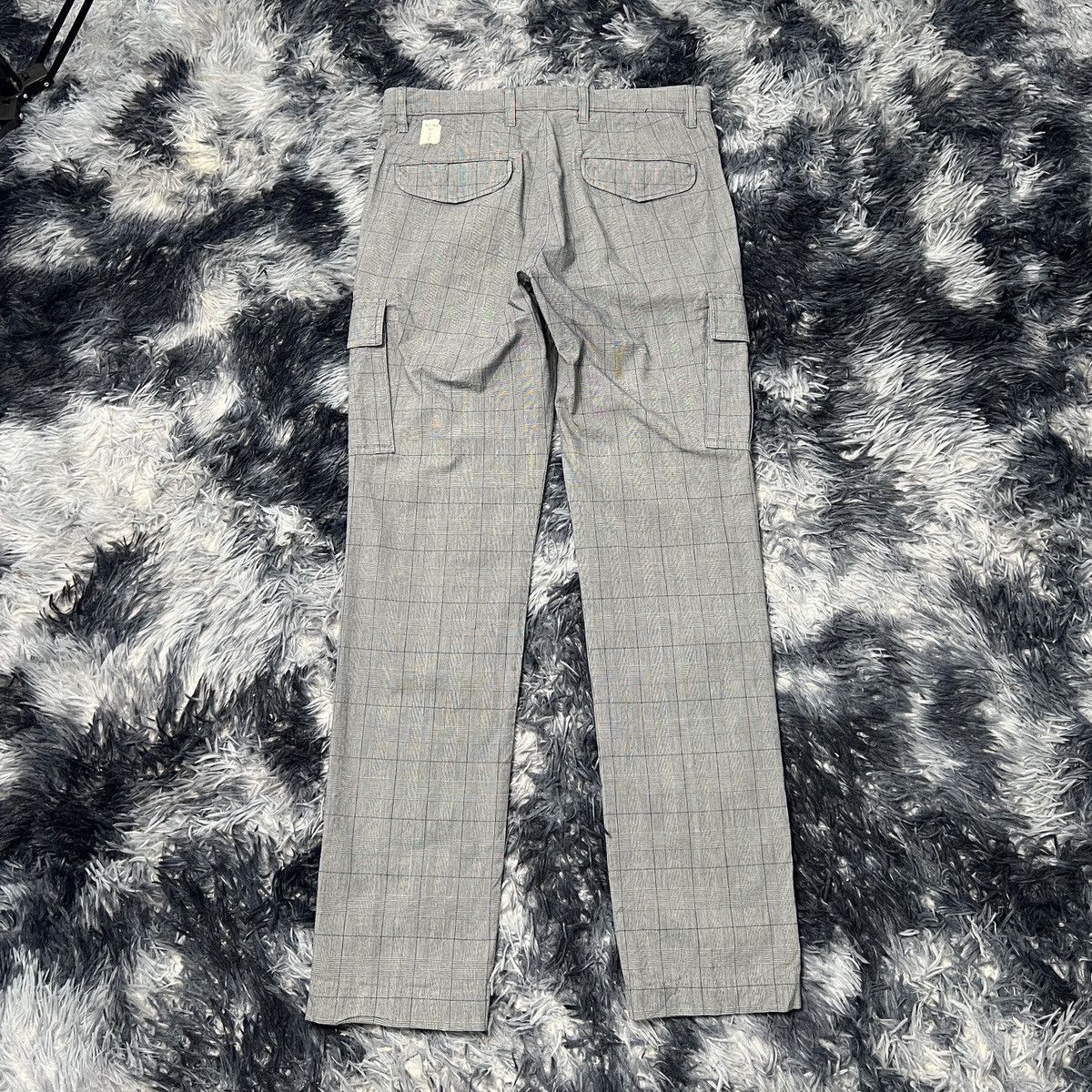 Uniqlo Uniqlo Chequered Cargo Pants Size US 32 / EU 48 - 2 Thumbnail