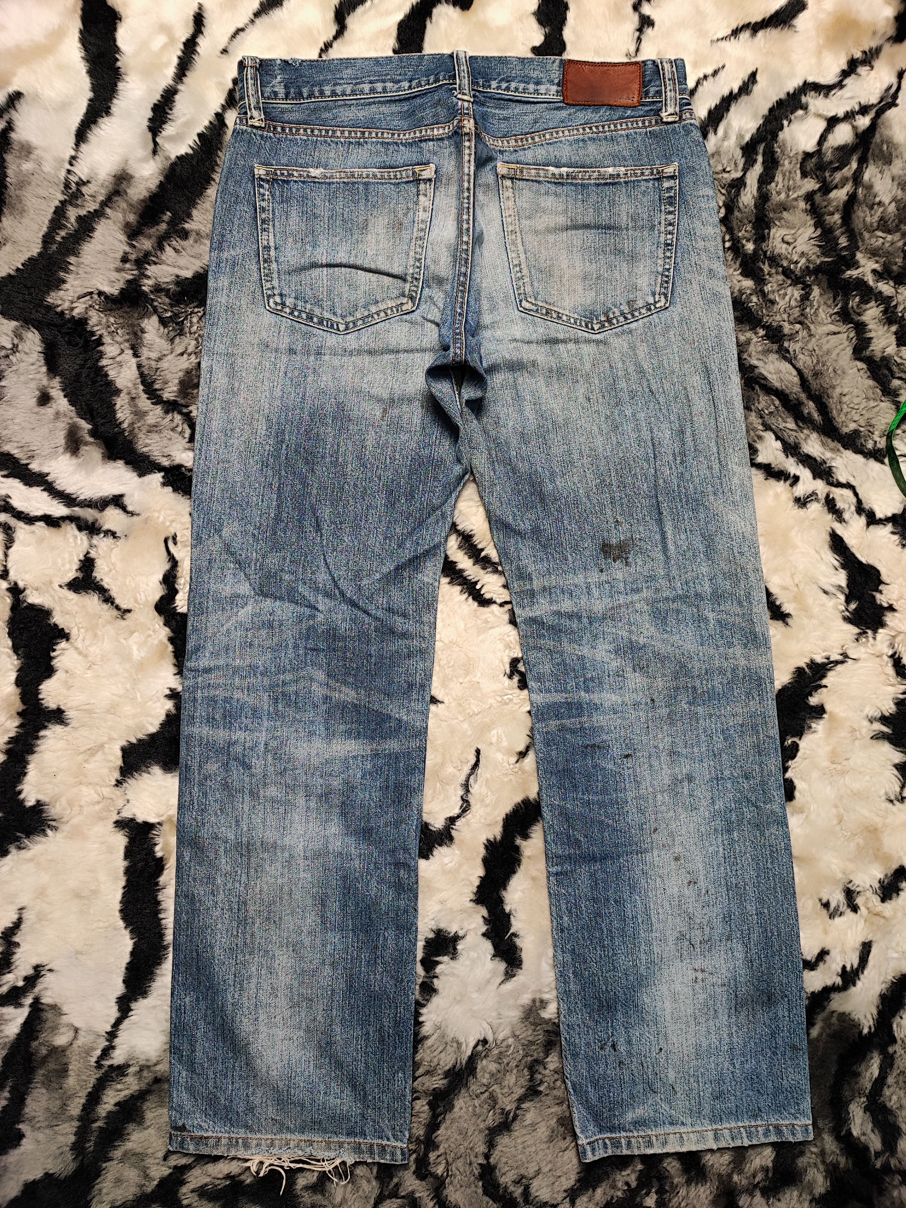 Uniqlo Vintage Distress Uniqlo Jeans Japan S002 Size US 33 - 8 Thumbnail