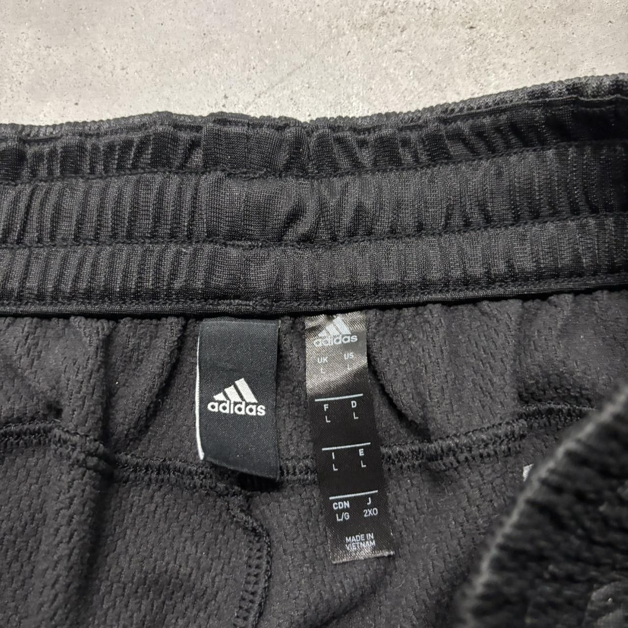 Adidas × Vintage Crazy Vintage Y2K/2000s Baggy Black Adidas Streetwear Skater Track Pants! Size US 32 / EU 48 - 7 Thumbnail