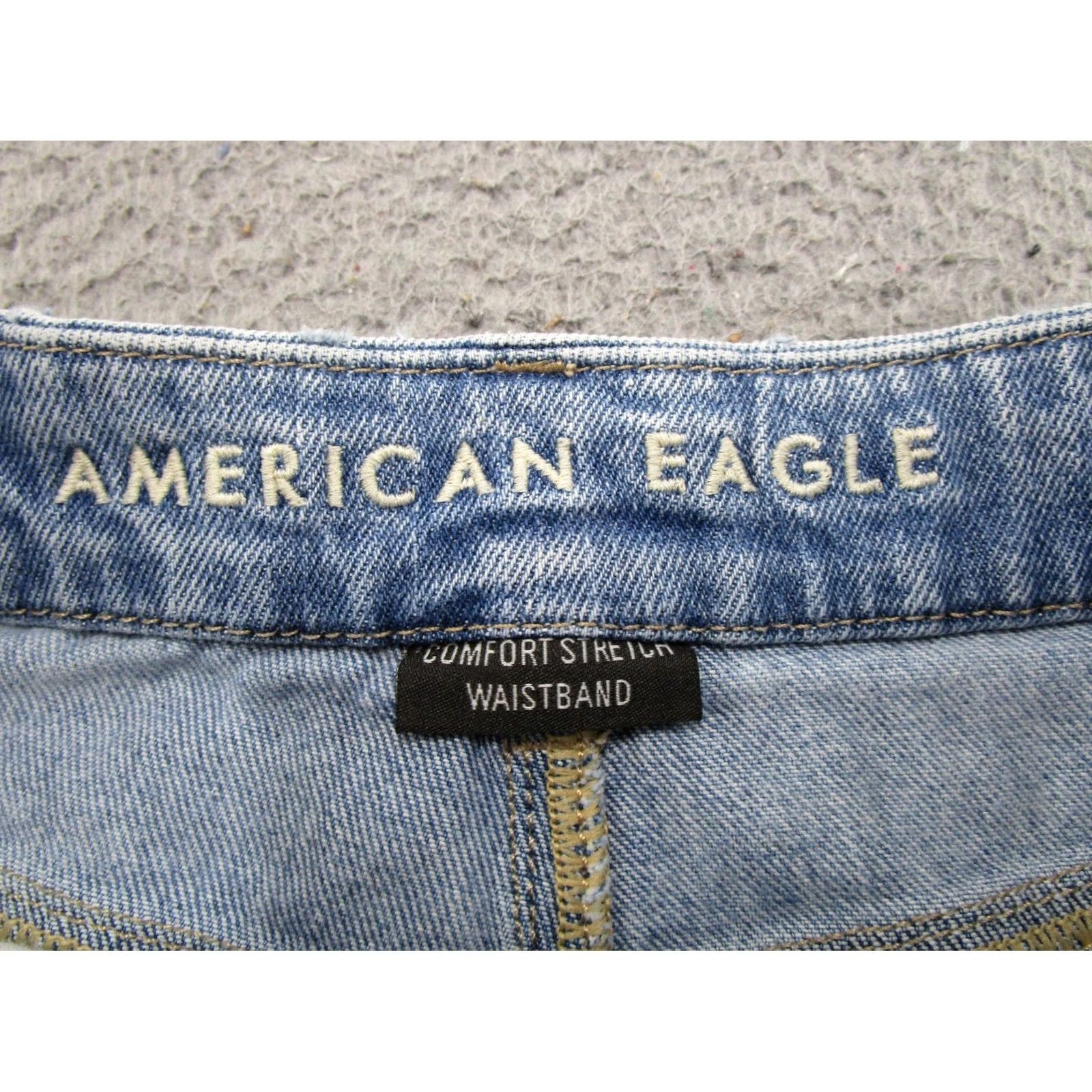 American Eagle Outfitters American Eagle Outfitters Mom Shorts Denim High Rise Blue 0 Comfort Stretch Waistband 5-Pocket Women Summer Vintage No (adjust to 200 chars max) Size 25" / US 0 / IT 36 - 2 Thumbnail