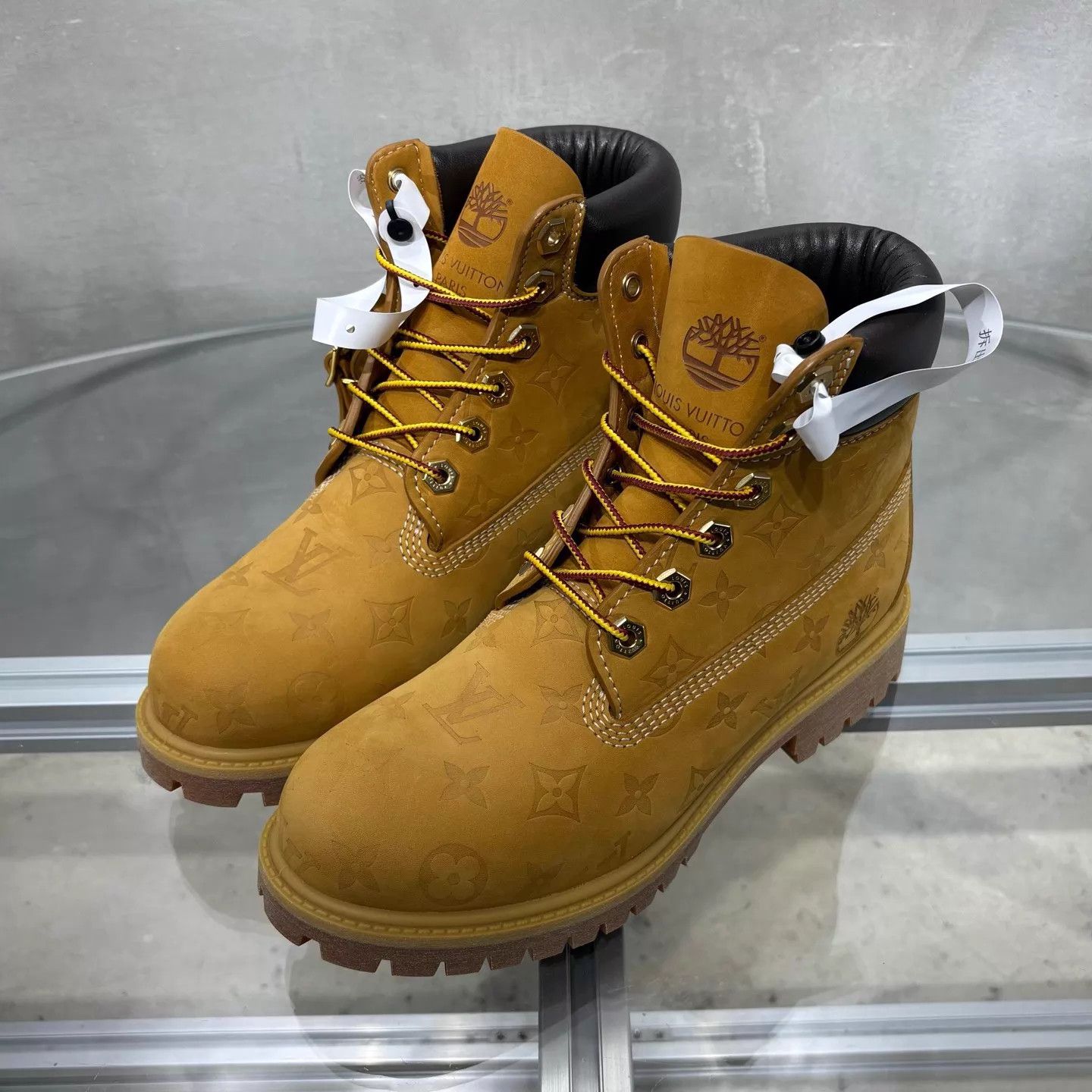 Louis Vuitton LV x Timberland 6-Inch Yellow Boot UK6 (40) Brand New Size US 7 / EU 40 - 2 Thumbnail