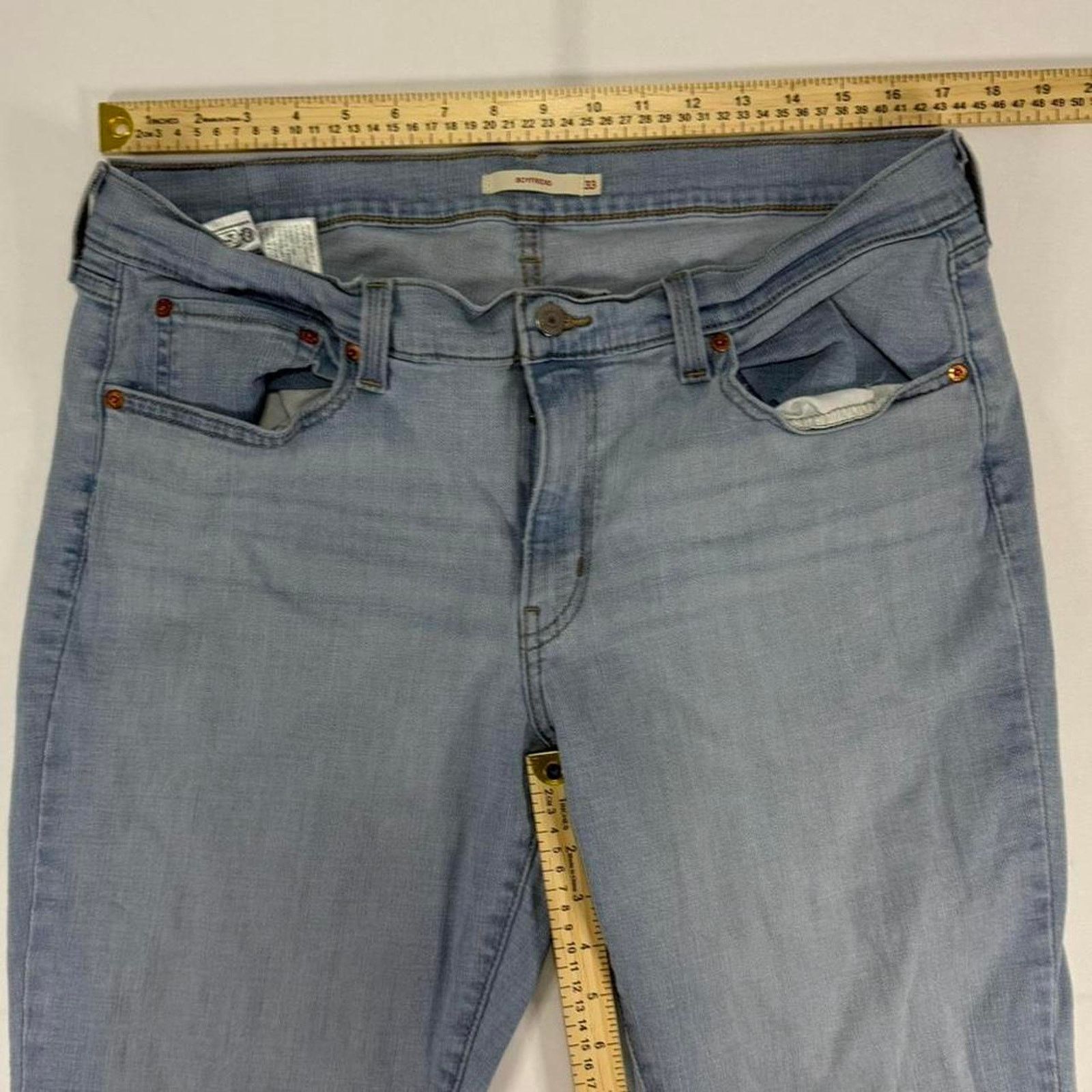 Levi's Levi’s Women’s Boyfriend Jeans In Size 33 Size 33" - 5 Thumbnail