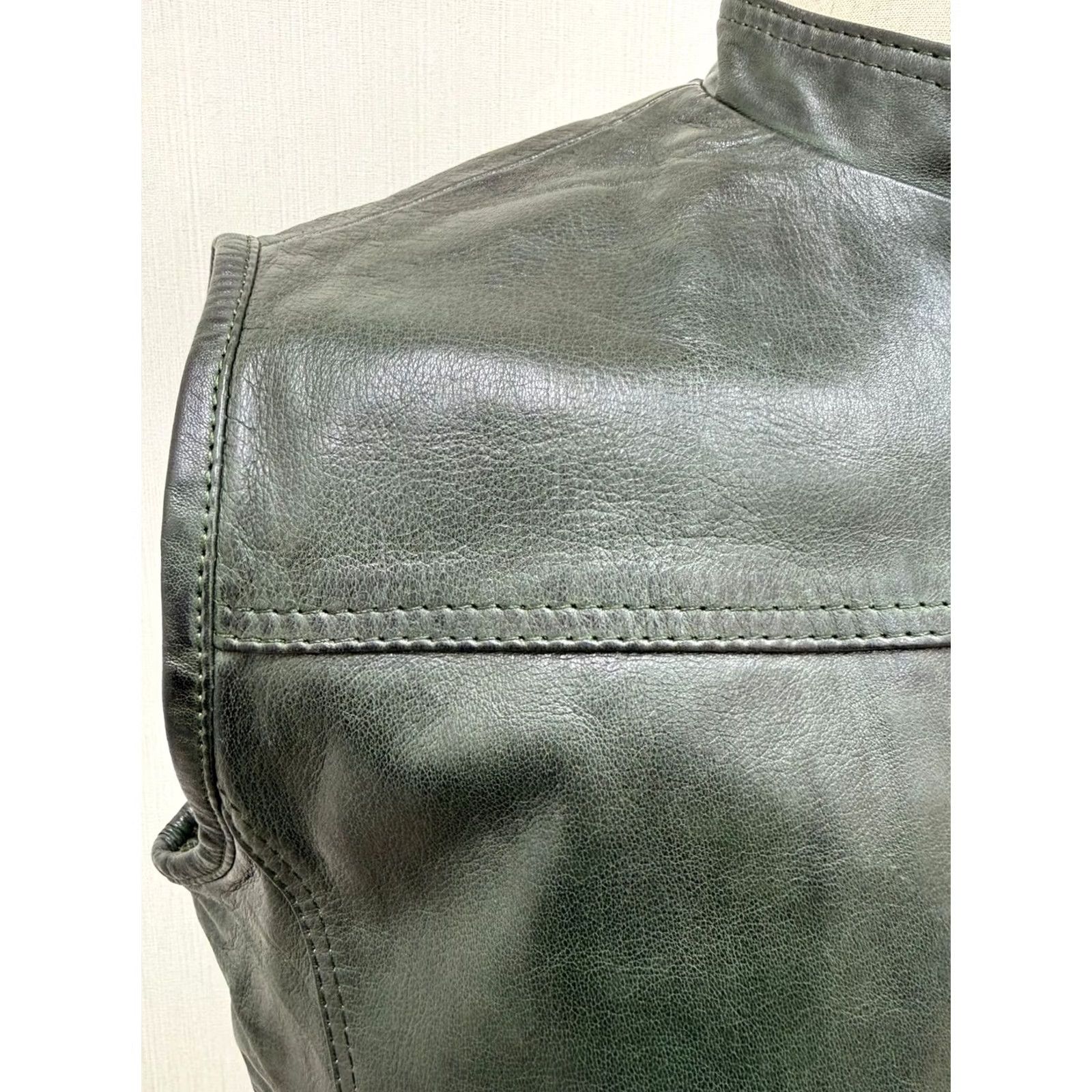 Vintage VINTAGE Men's Italian Sheepskin Leather Vest Green Premium Soft Size L Asian L Size US L / EU 52-54 / 3 - 7 Thumbnail