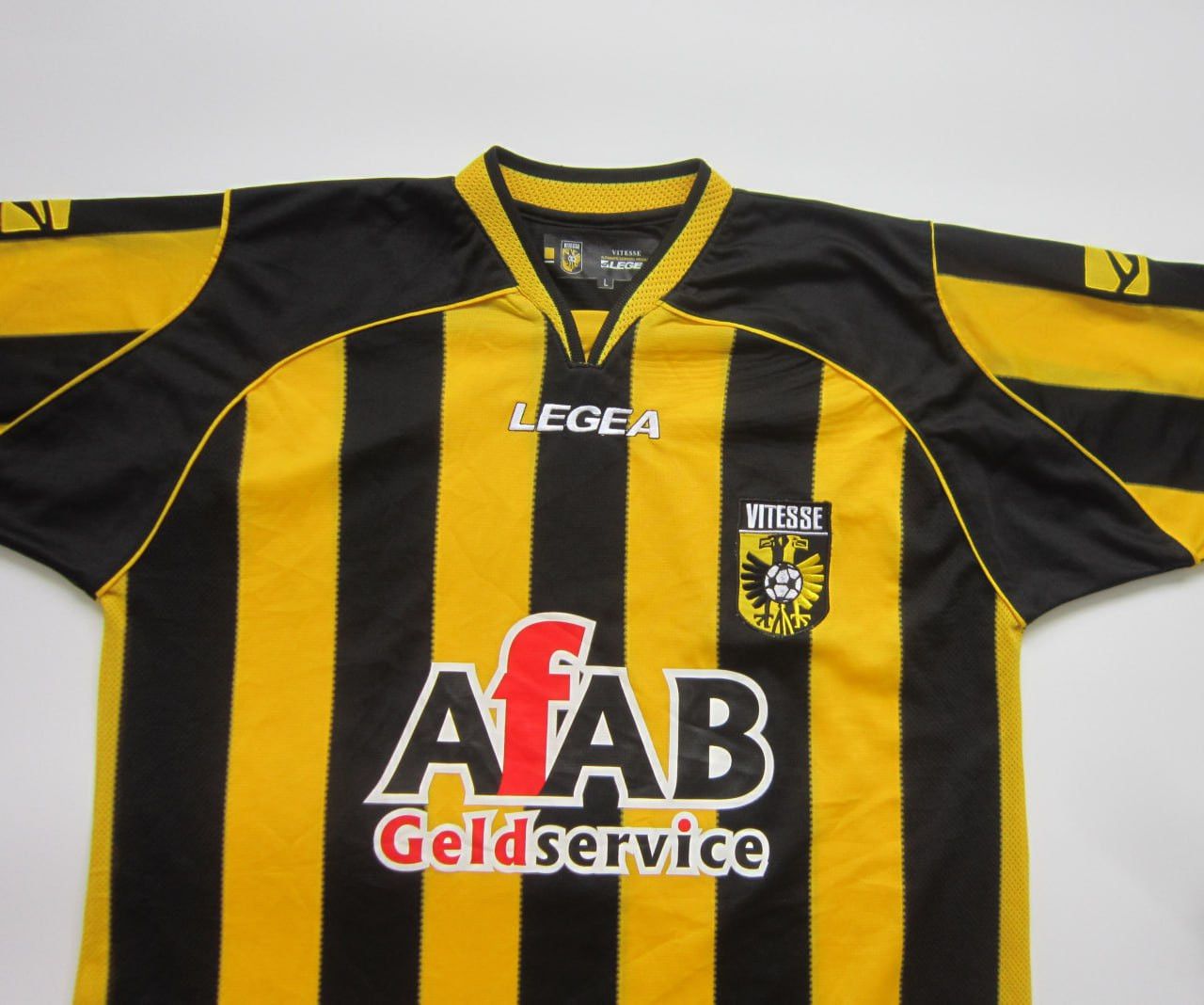 Other Vitesse 2006-2007 Home Soccer Jersey Legea Size US L / EU 52-54 / 3 - 2 Thumbnail
